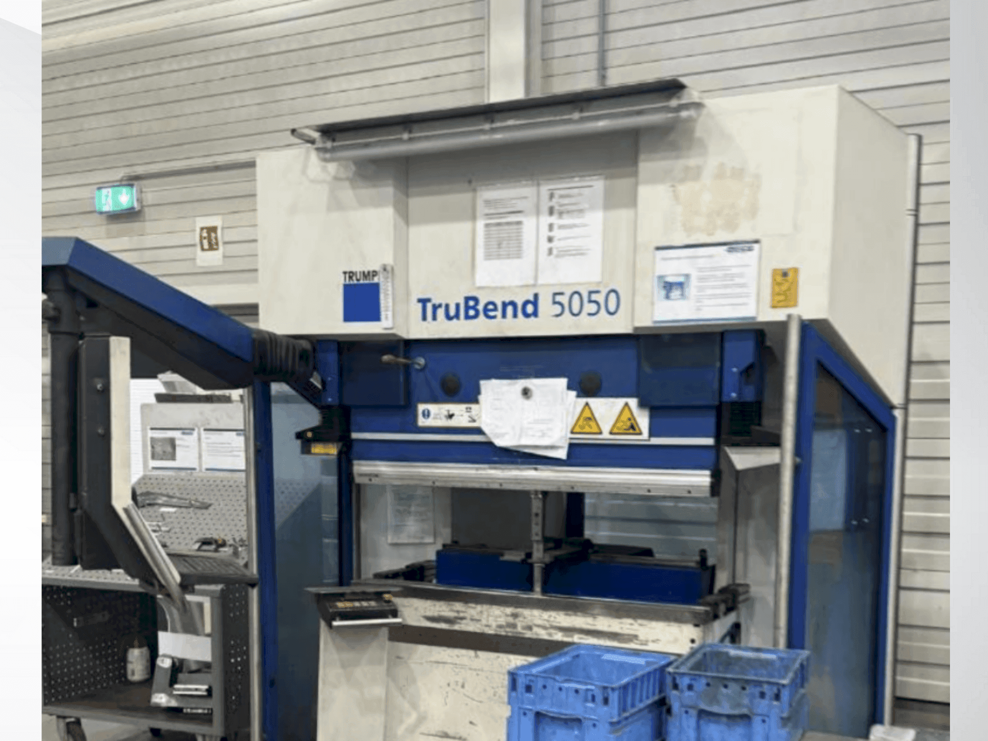 Vue de face de la machine TRUMPF TruBend V5050