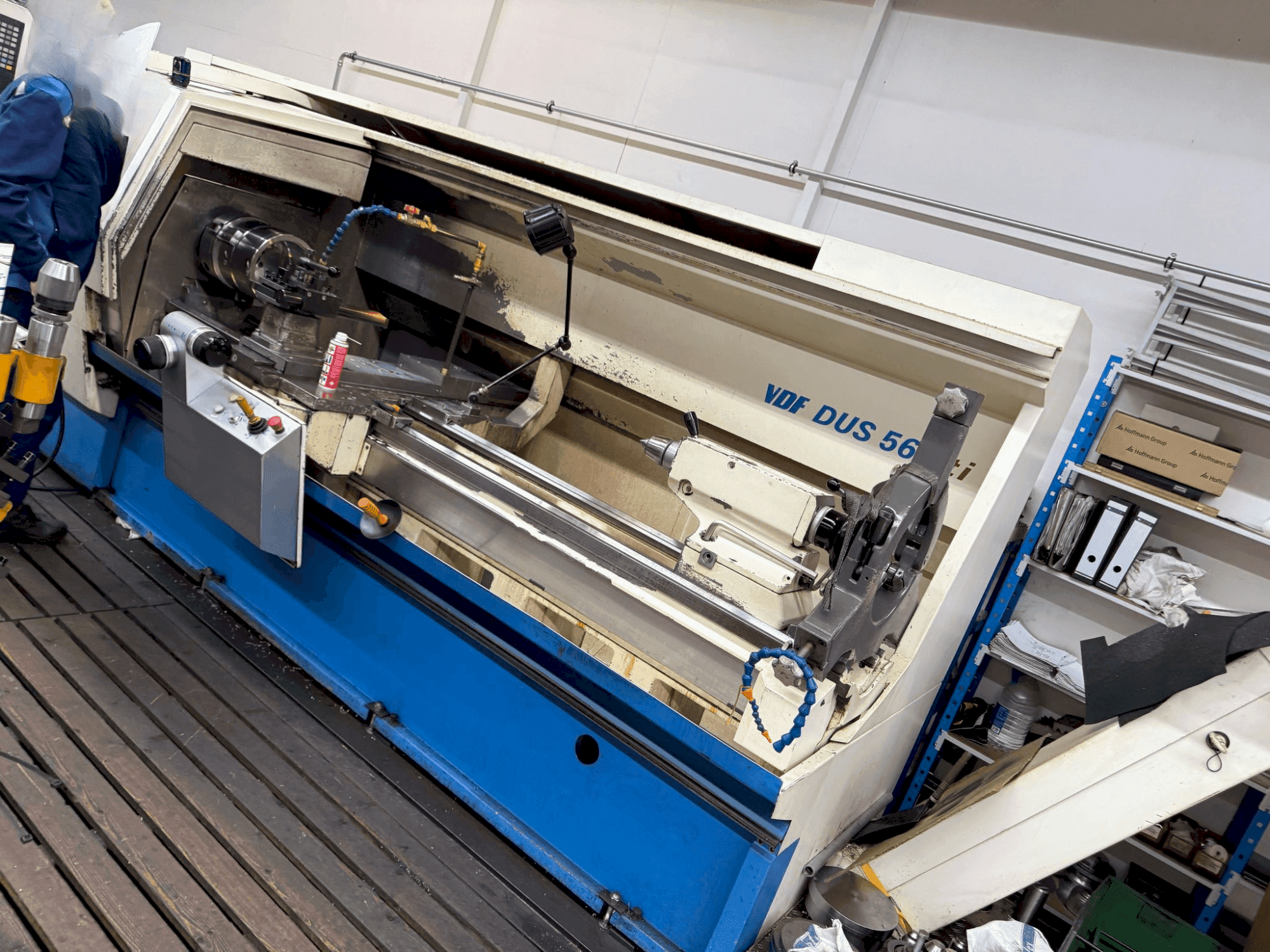 Vue de face de la machine BOEHRINGER VDF DUS 560 ti