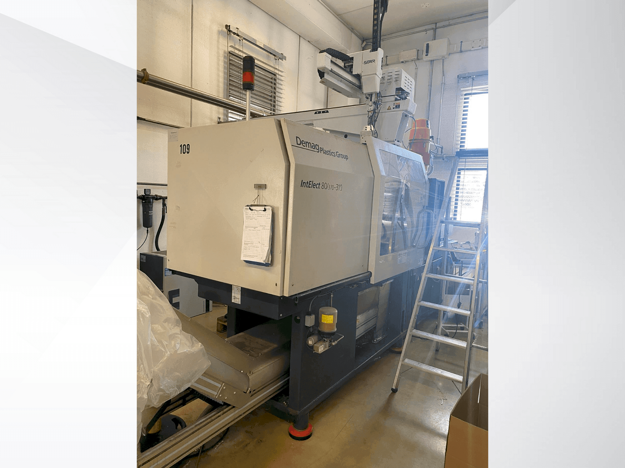 Vue de face de la machine DEMAG IntetElect 80/370-310