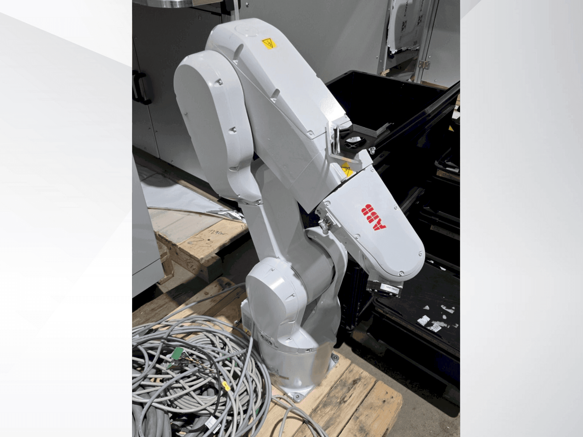 Vue de face de la machine ABB IRB 1200-5/0.9