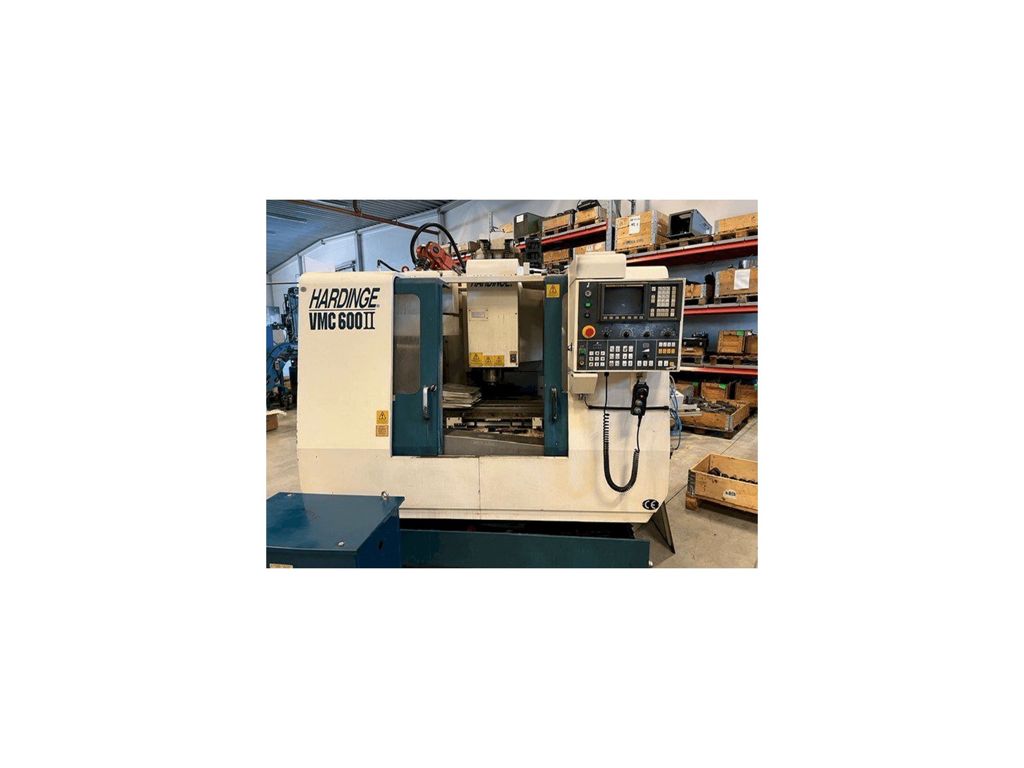 Vue de face de la machine HARDINGE VMC 600II