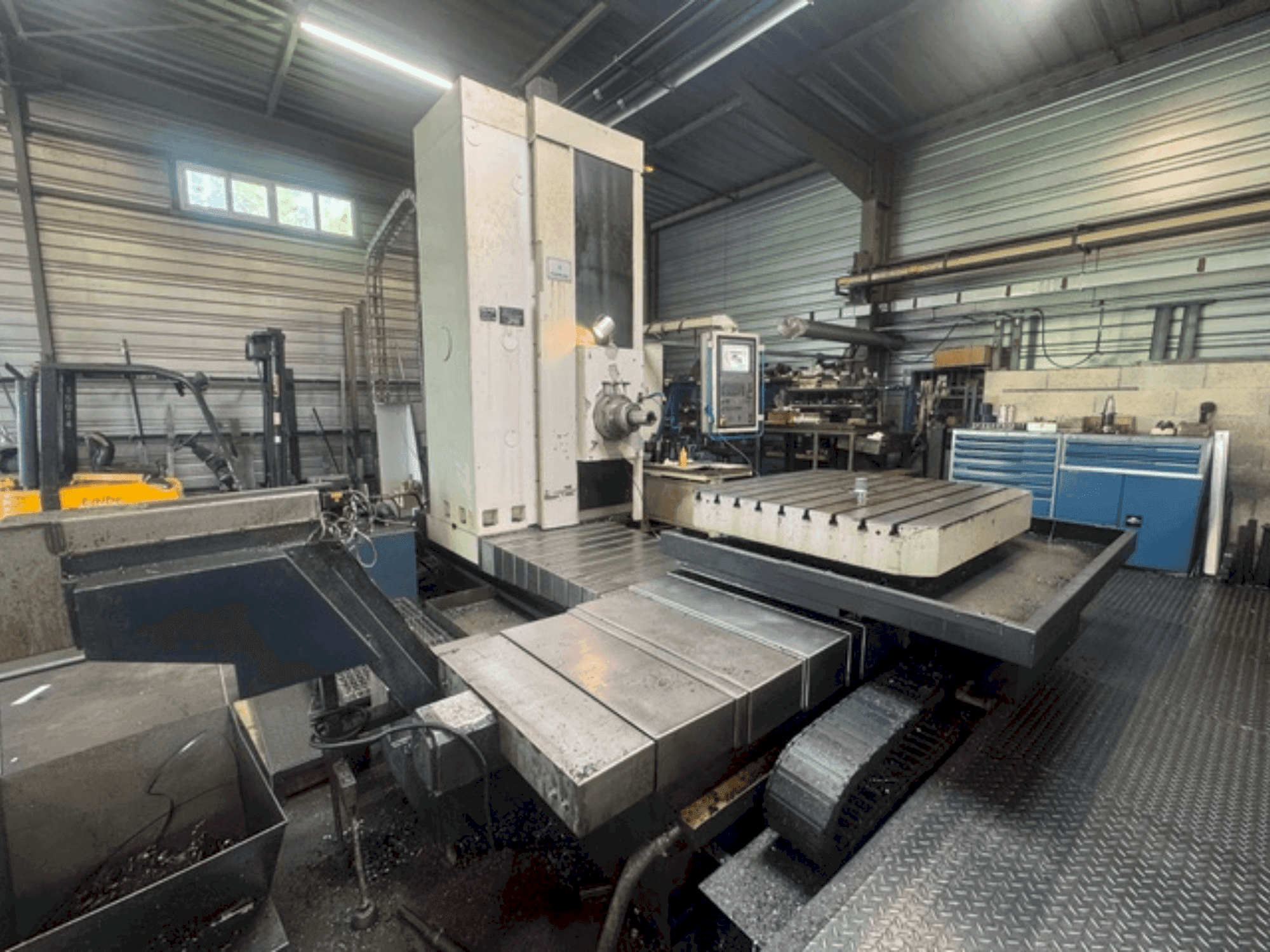 Vue de face de la machine SMCTL PCB110