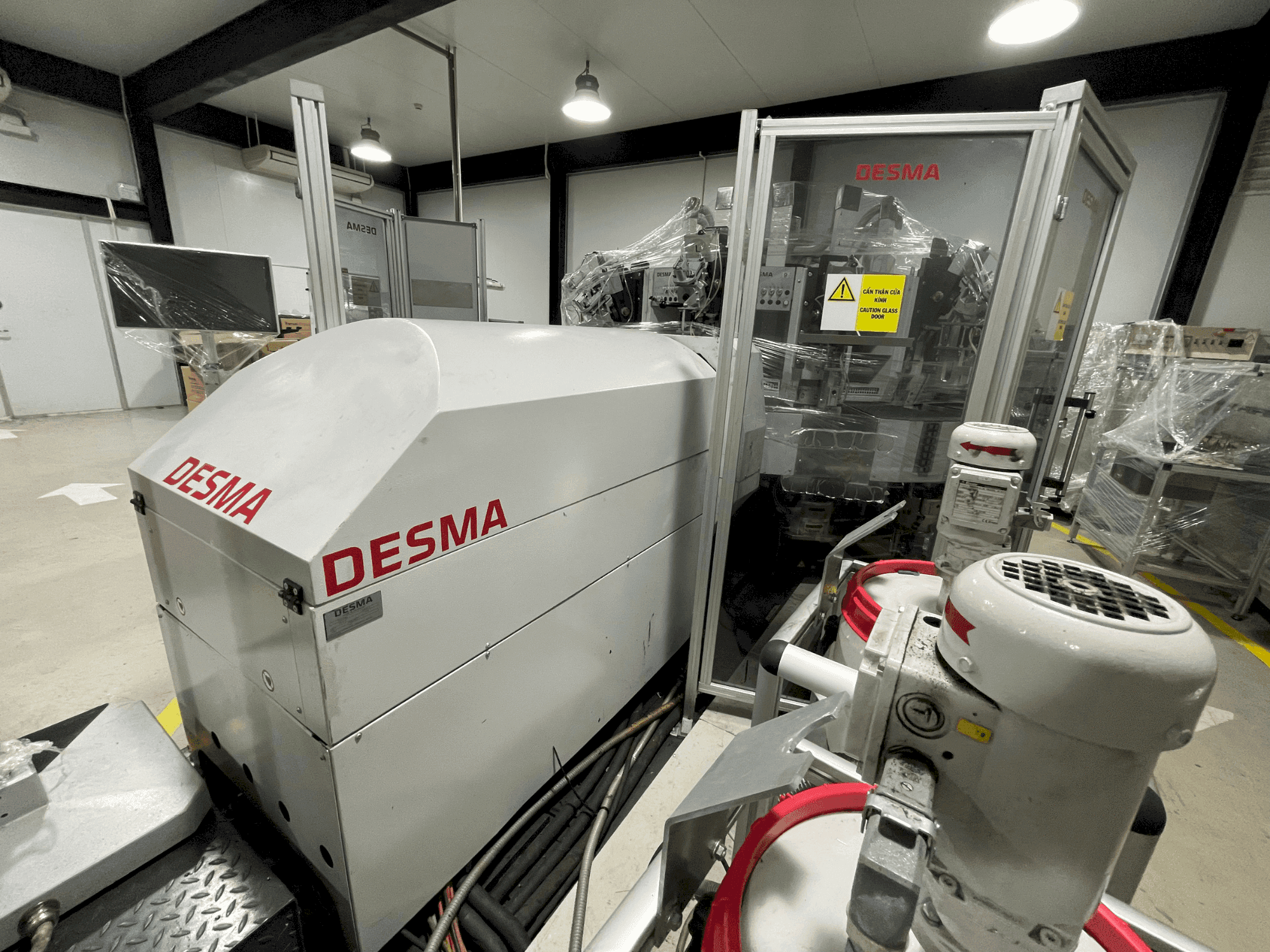 Vue de face de la machine Kloeckner Desma PU D522/12-LDI