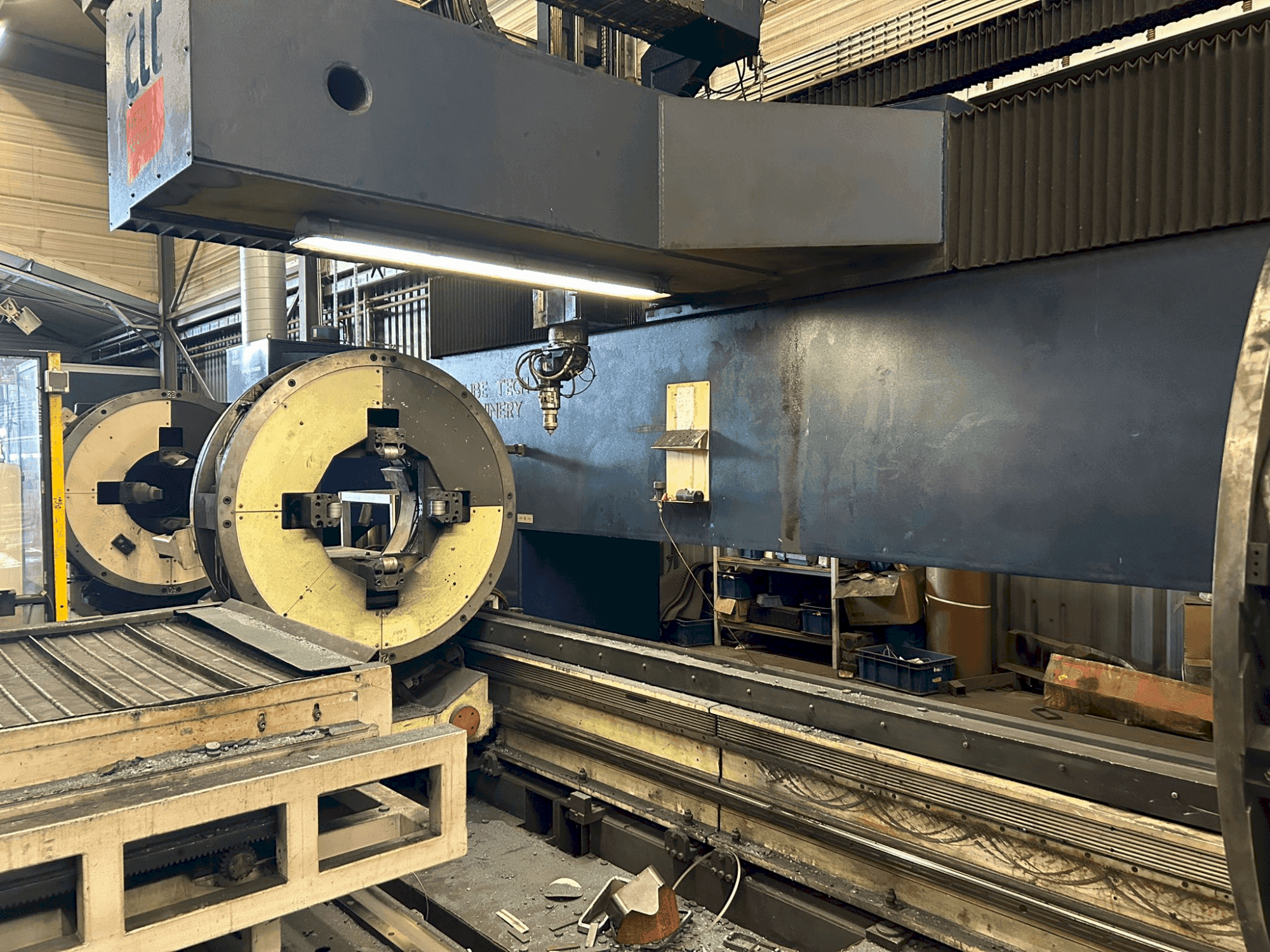 Vue de face de la machine TTM FL 600 3D