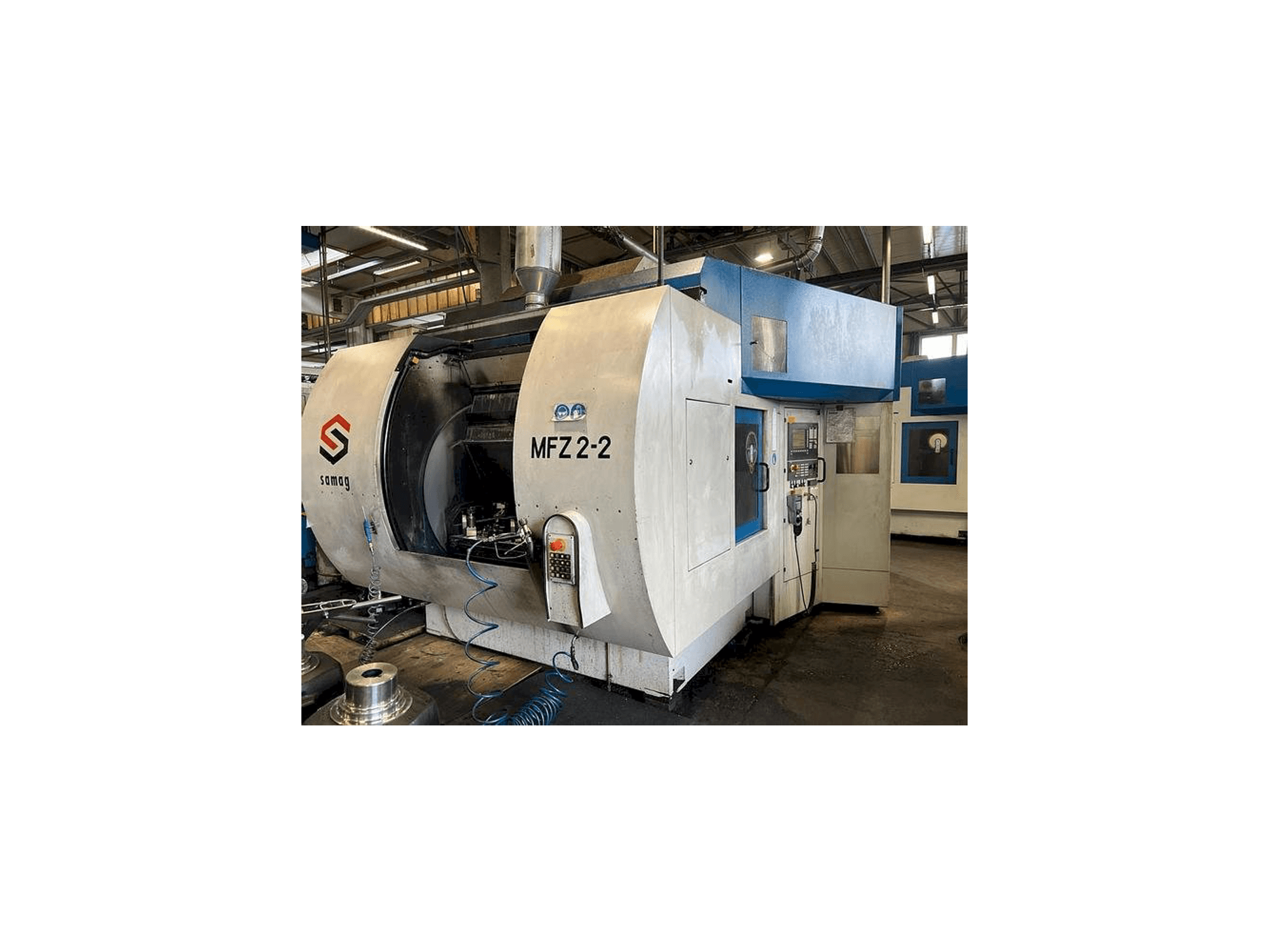 Vue de face de la machine SAMAG MFZ 2-2