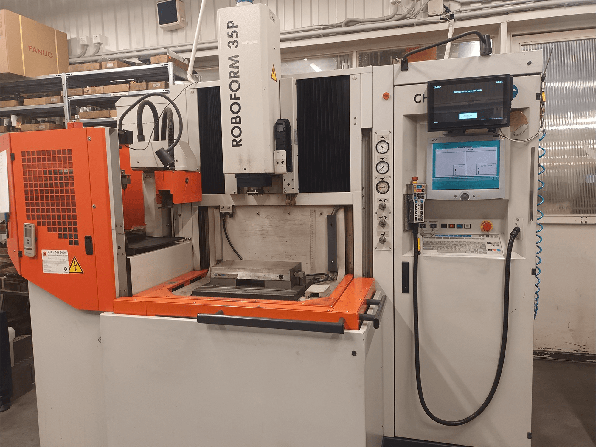 Front view of CHARMILLES ROBOFORM 35P machine