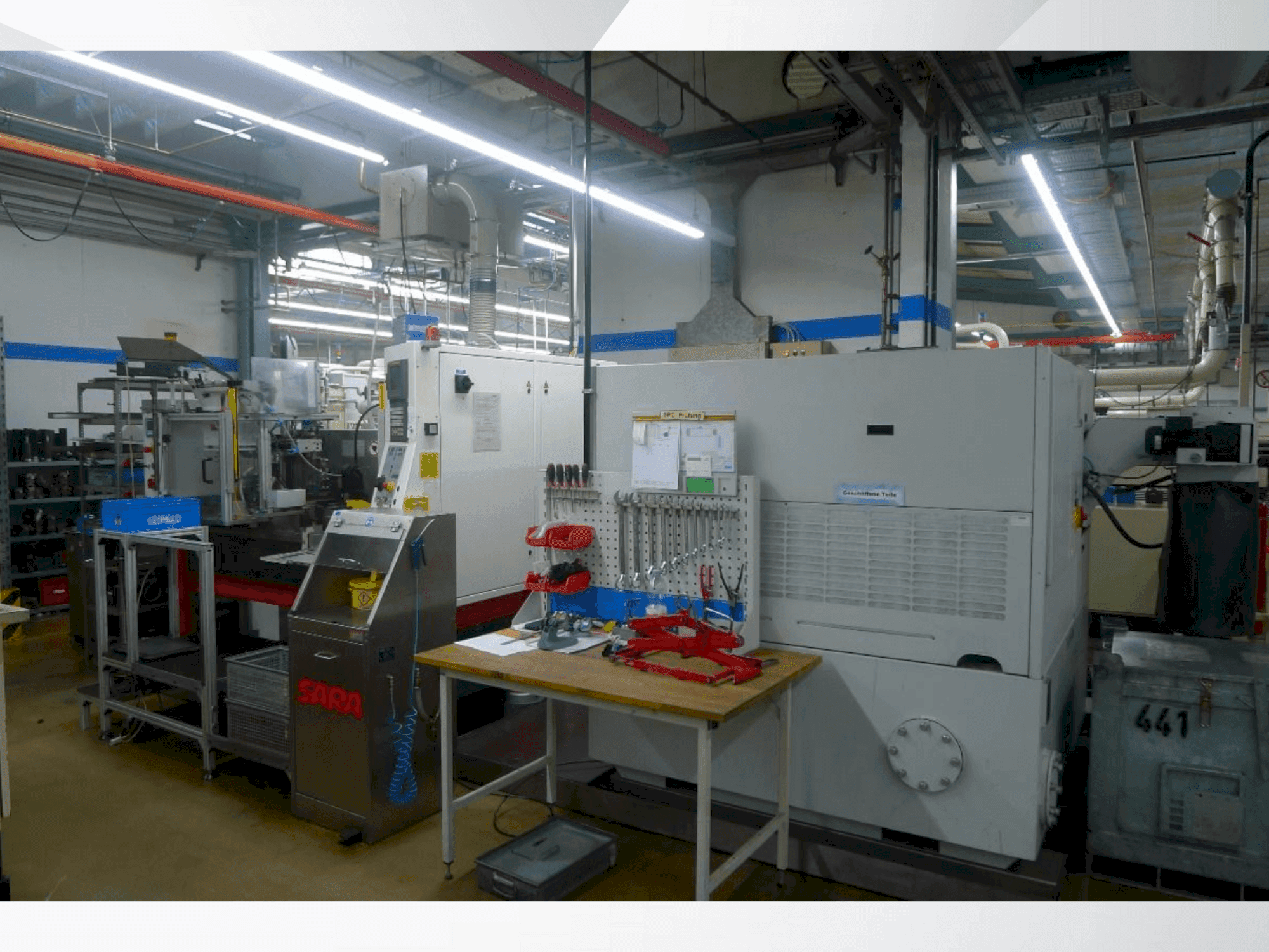 Vue latérale de la machine TSCHUDIN ecoLine 400