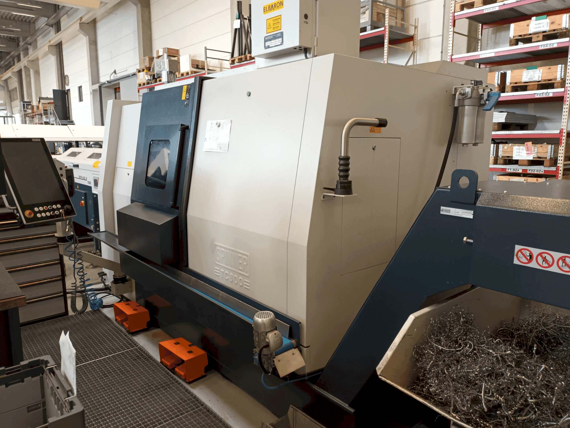 Vue de face de la machine SPINNER TC 800