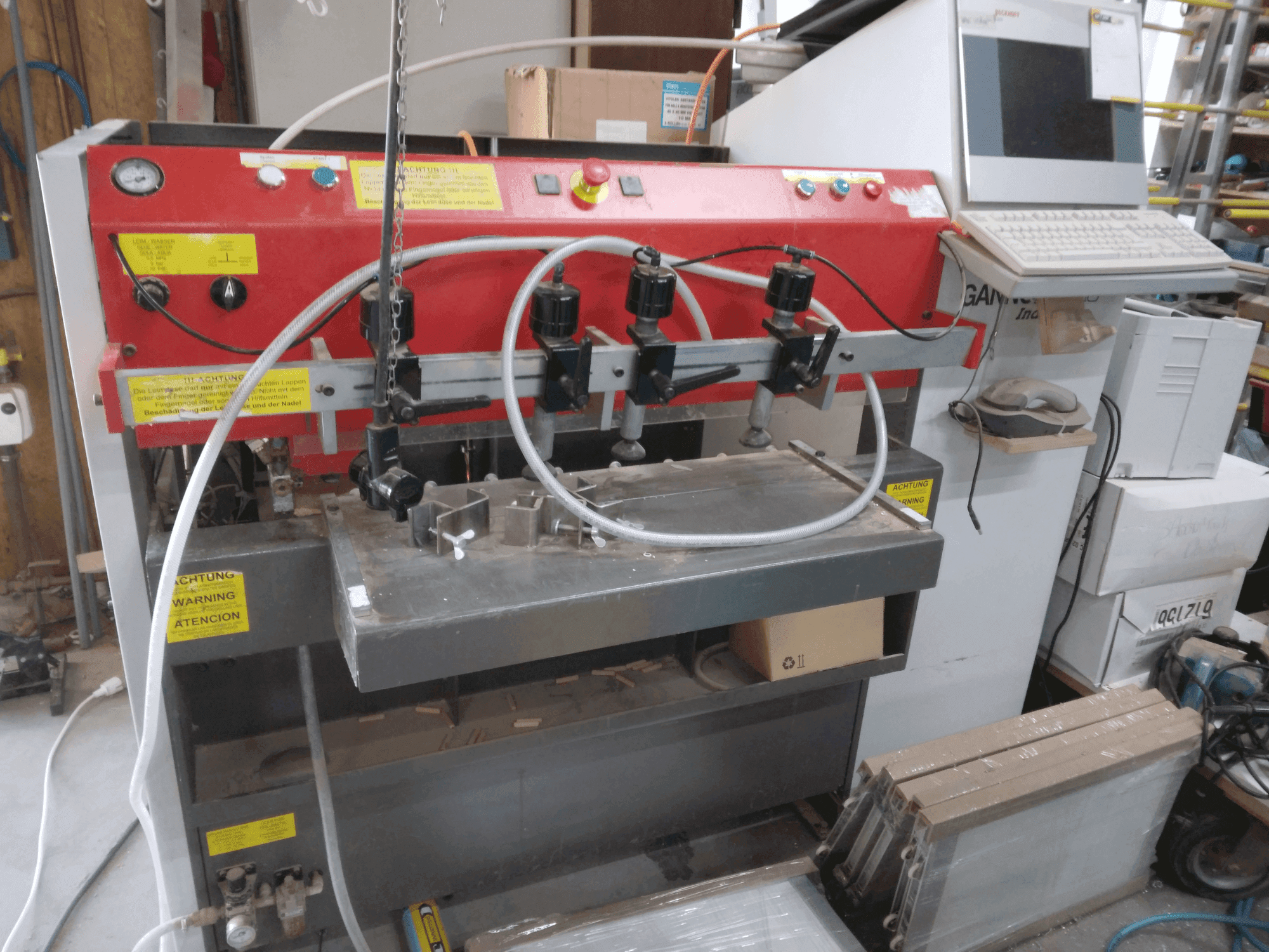 Vue de face de la machine GANNOMAT Index Logic T70