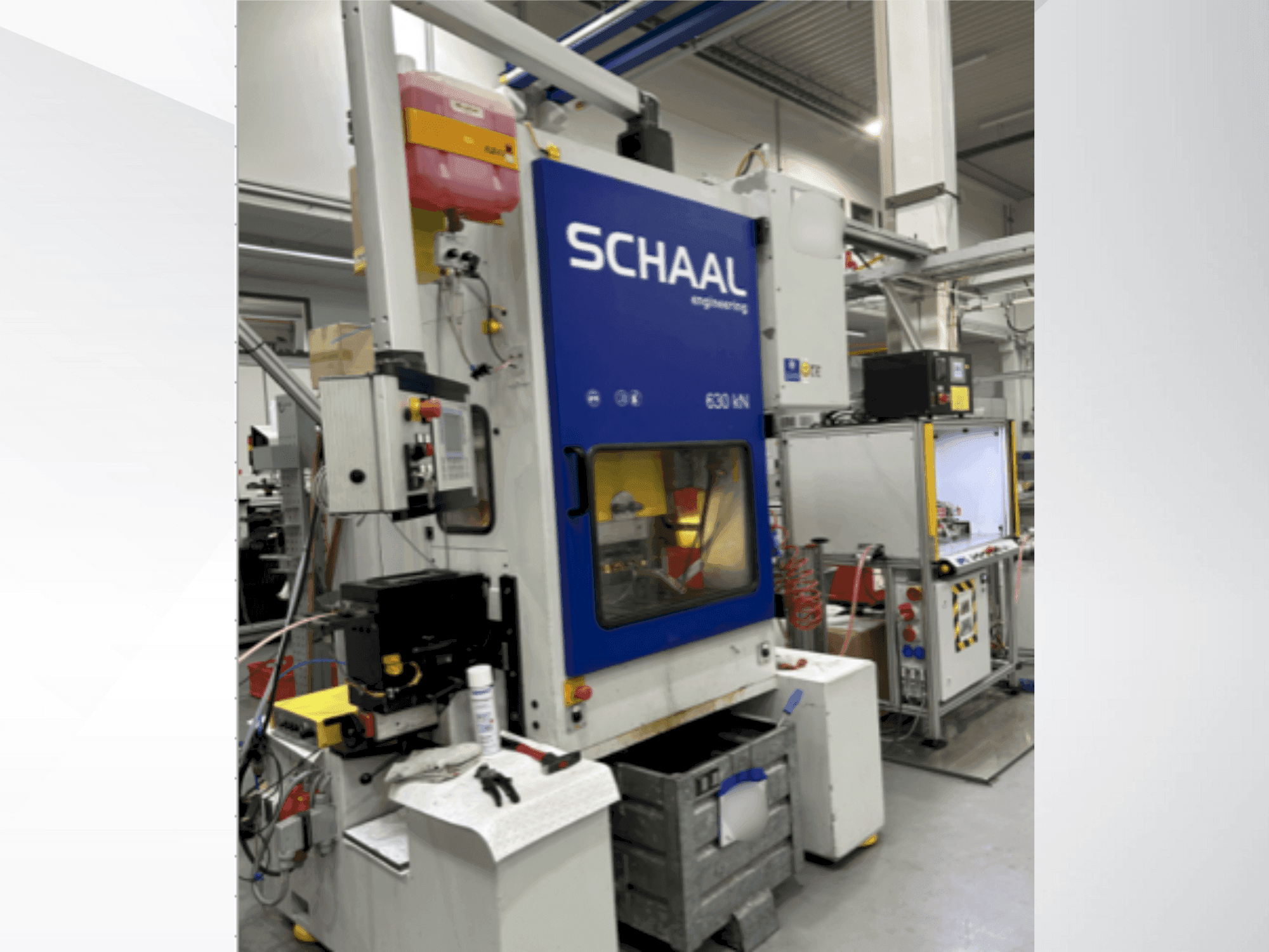 Vue de face de la machine SCHAAL SEP63N