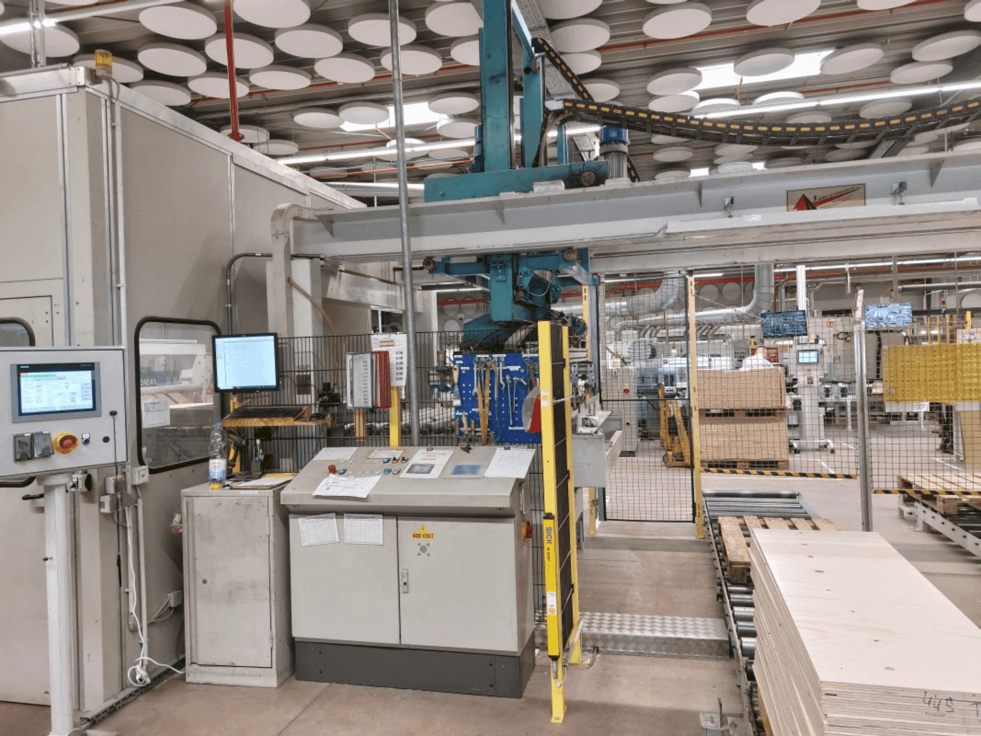 Vue de face de la machine GIBEN n/a