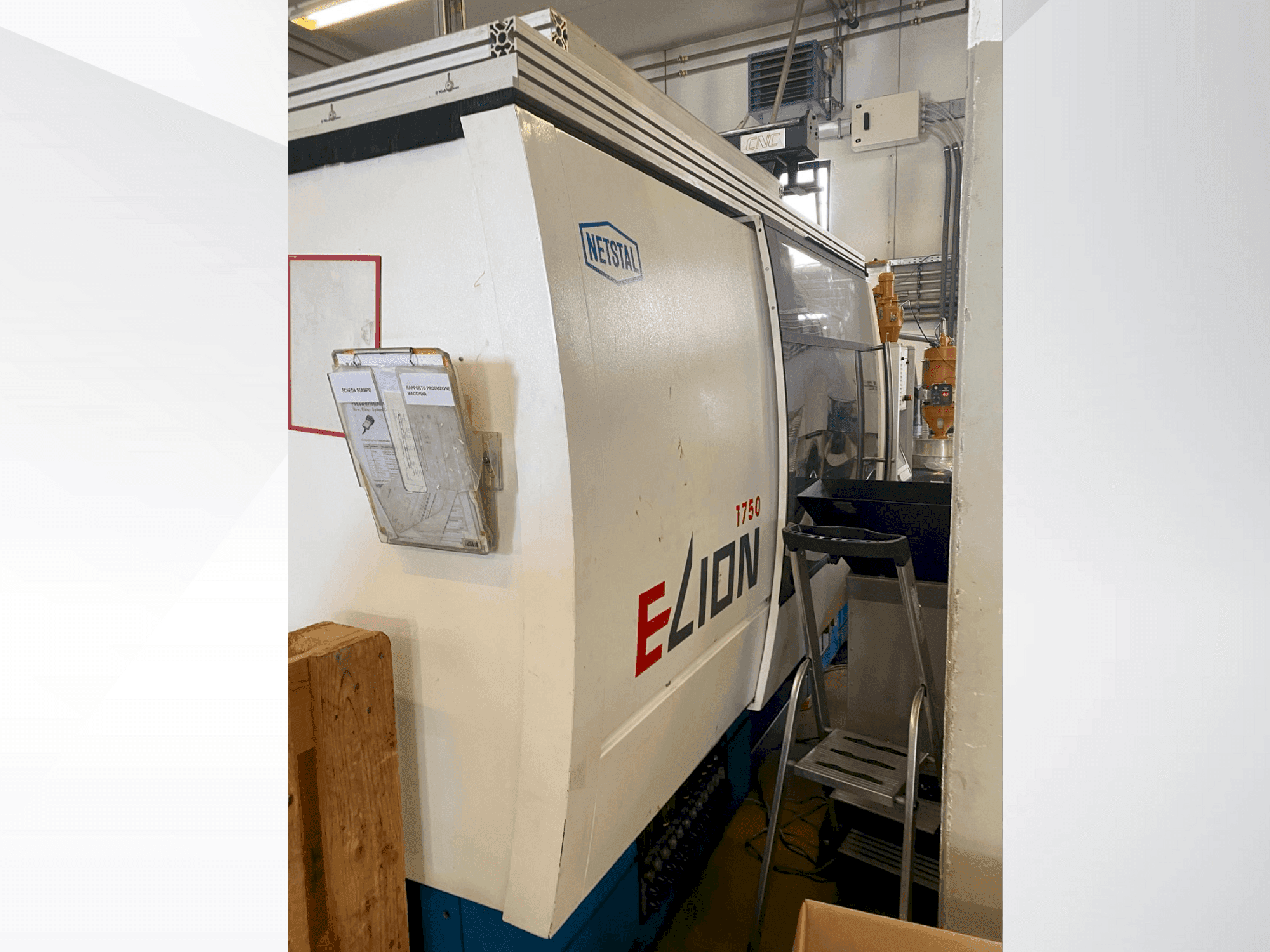 Vue de face de la machine Netstal ELION 1750-840PS