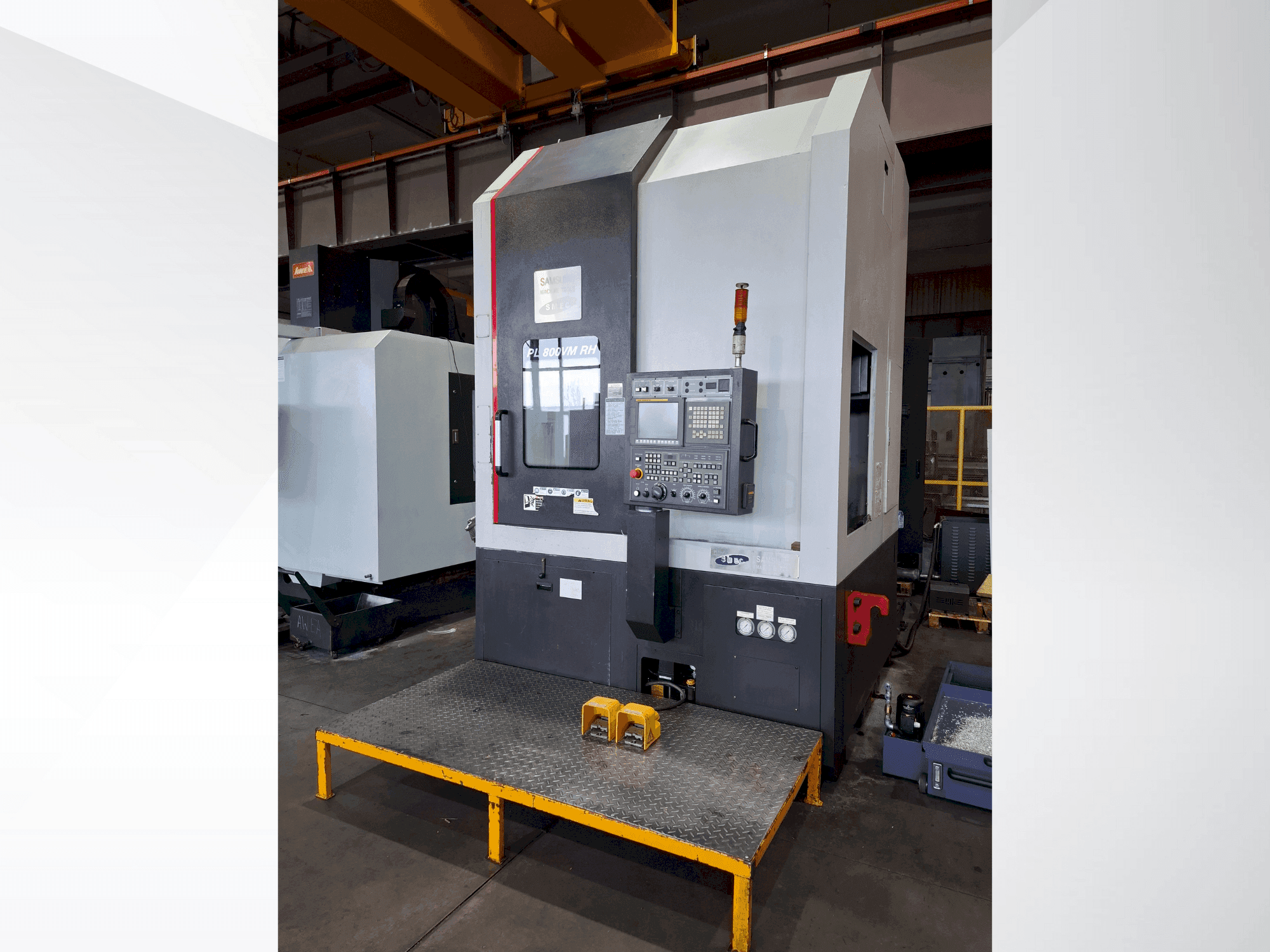 Vue de face de la machine SMEC PL 800VM RH