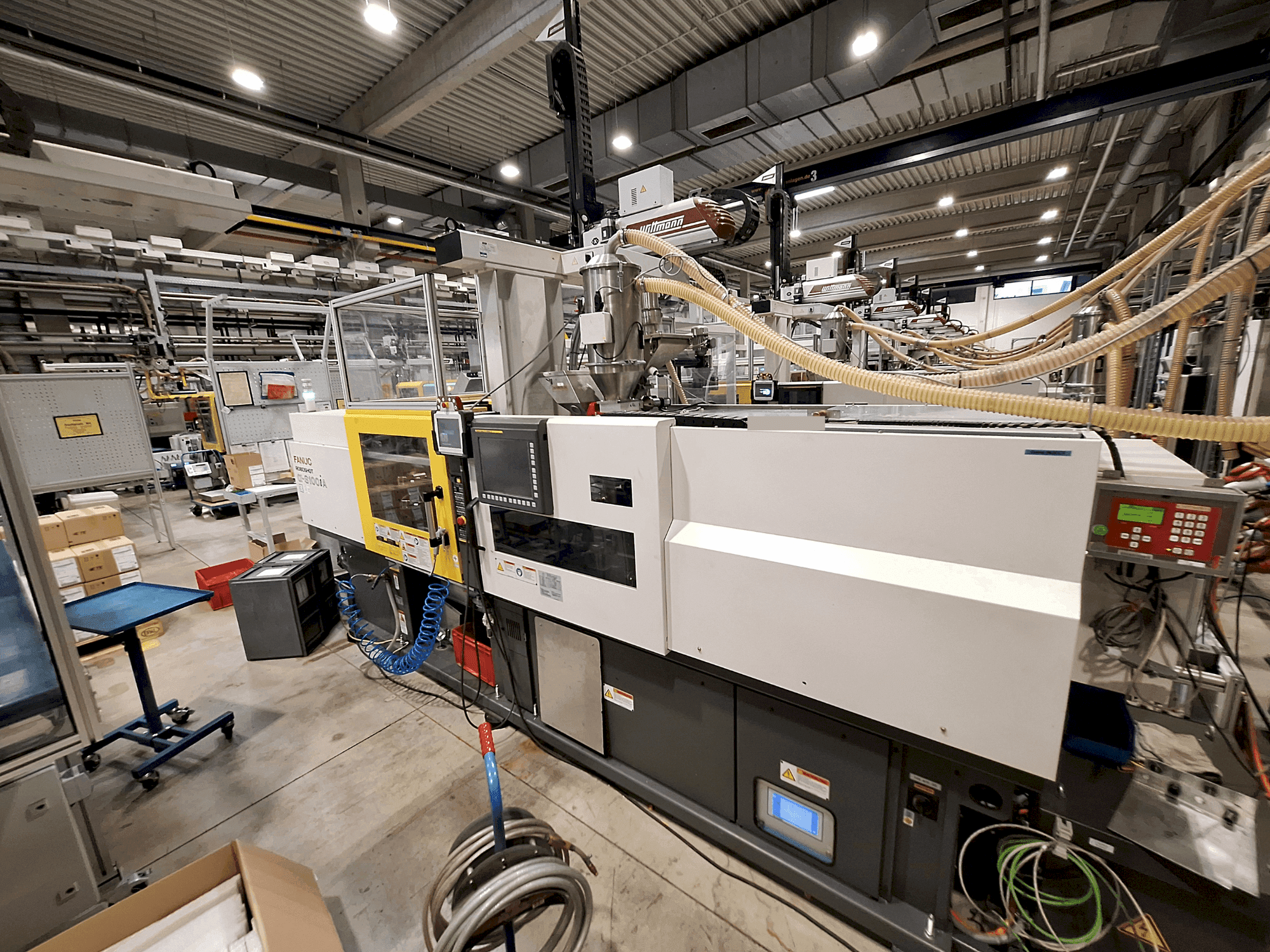 Vue de face de la machine FANUC Roboshot S100iA