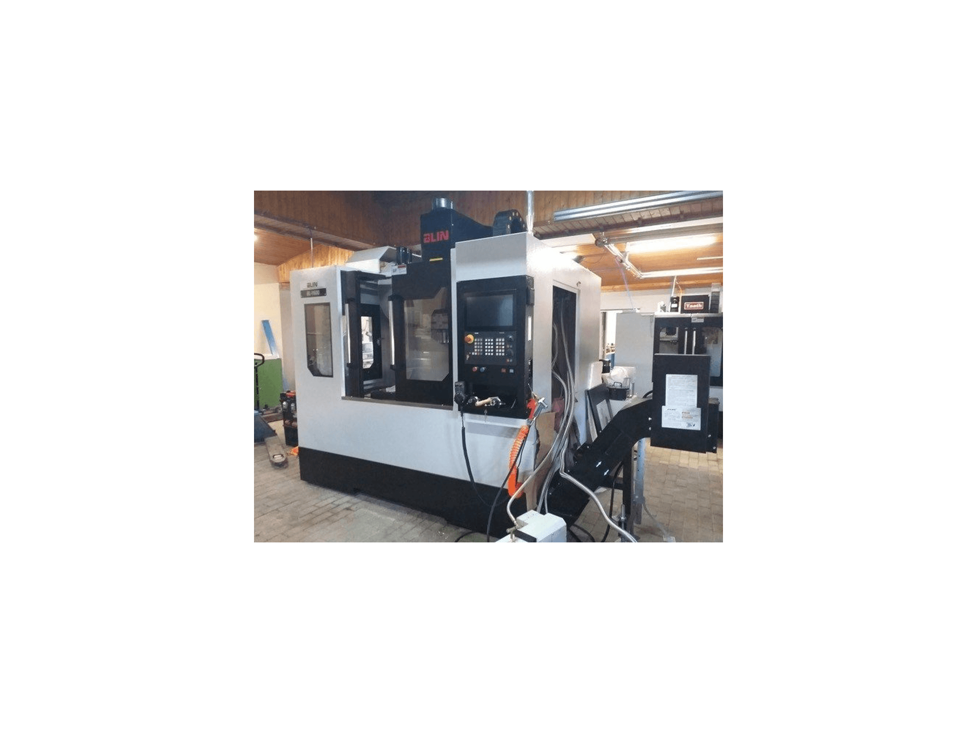 Vue de face de la machine TAATH BL-Y855