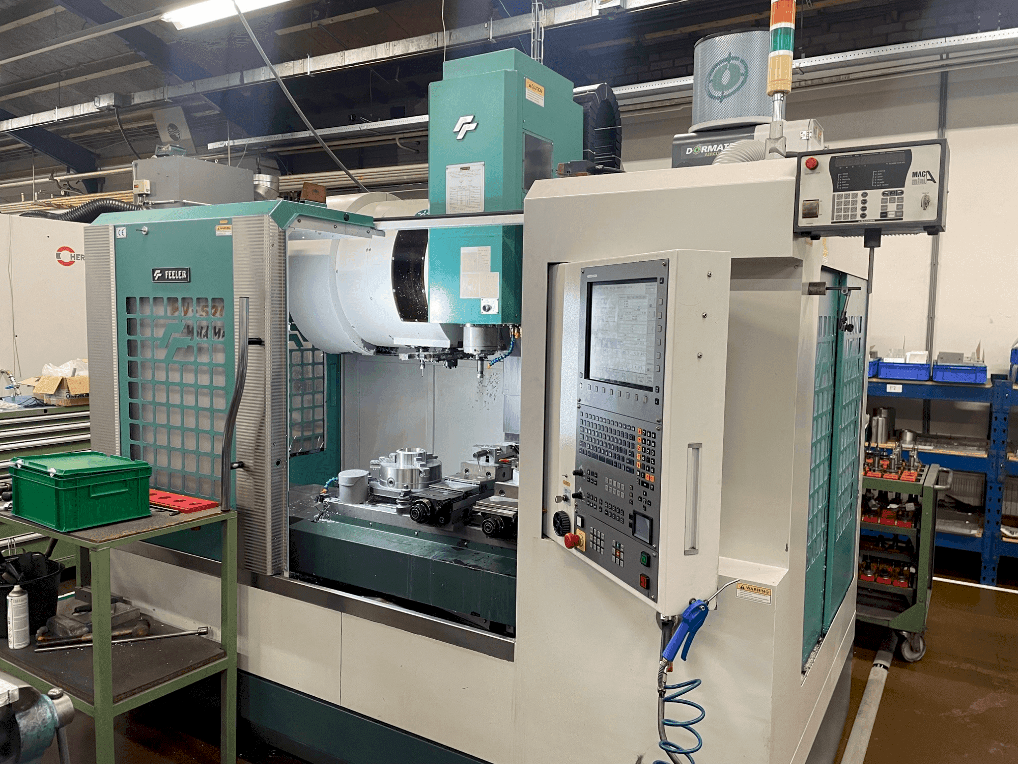 Vue de face de la machine Feeler EV-520 plus A