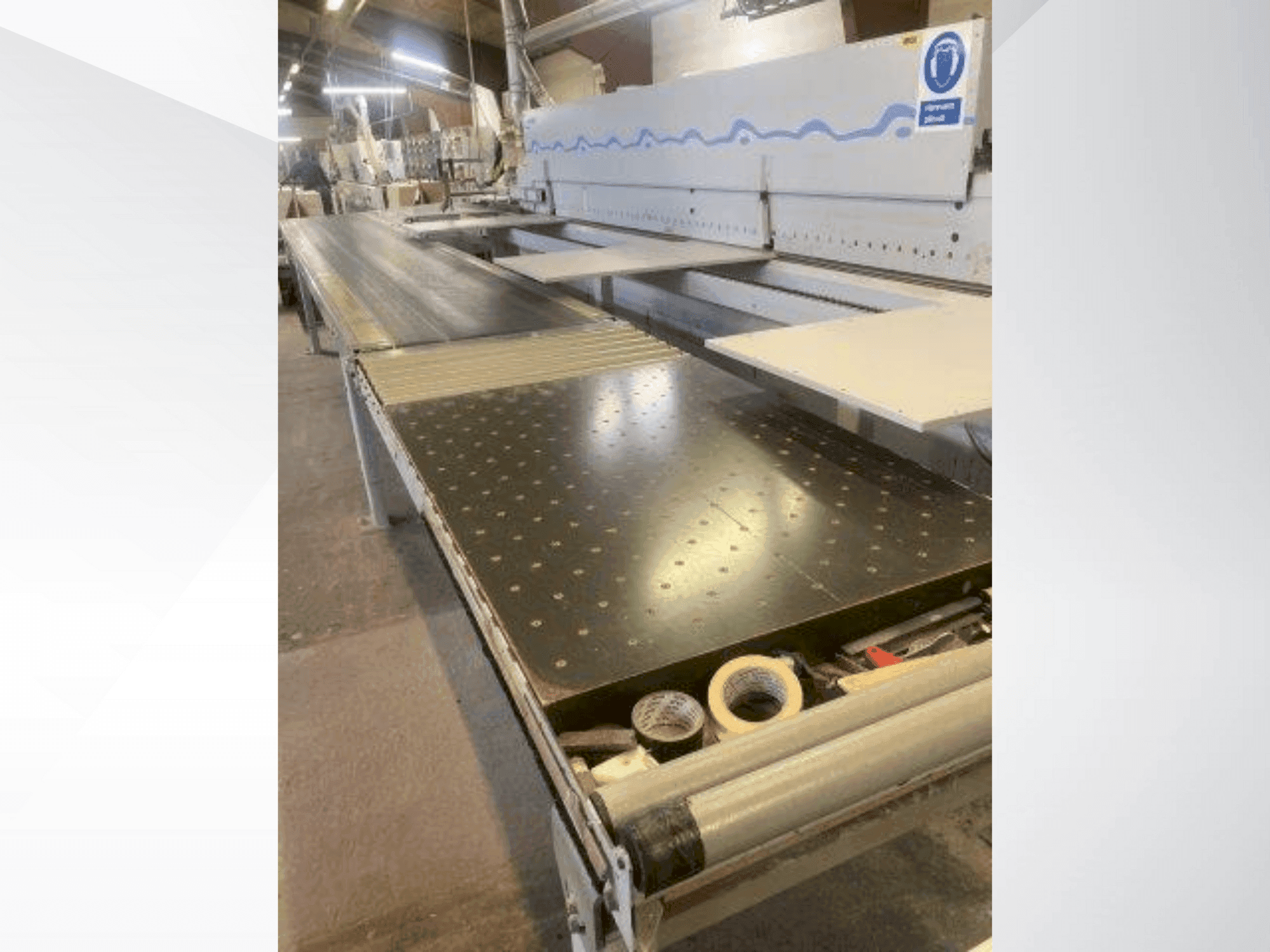 Vue de face de la machine BRANDT Ambition 1660 FGC