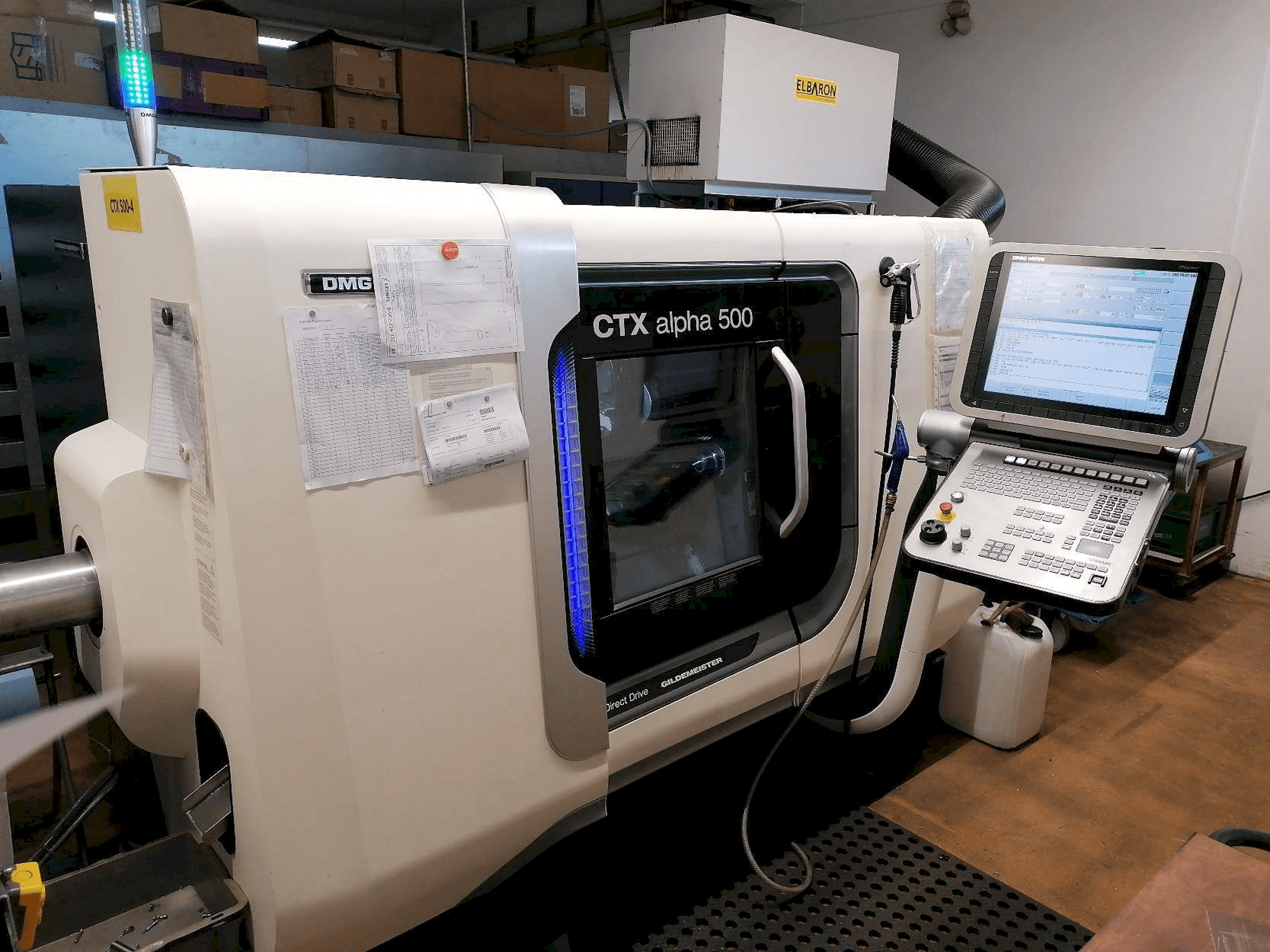 Vue de face de la machine DMG CTX Alpha 500