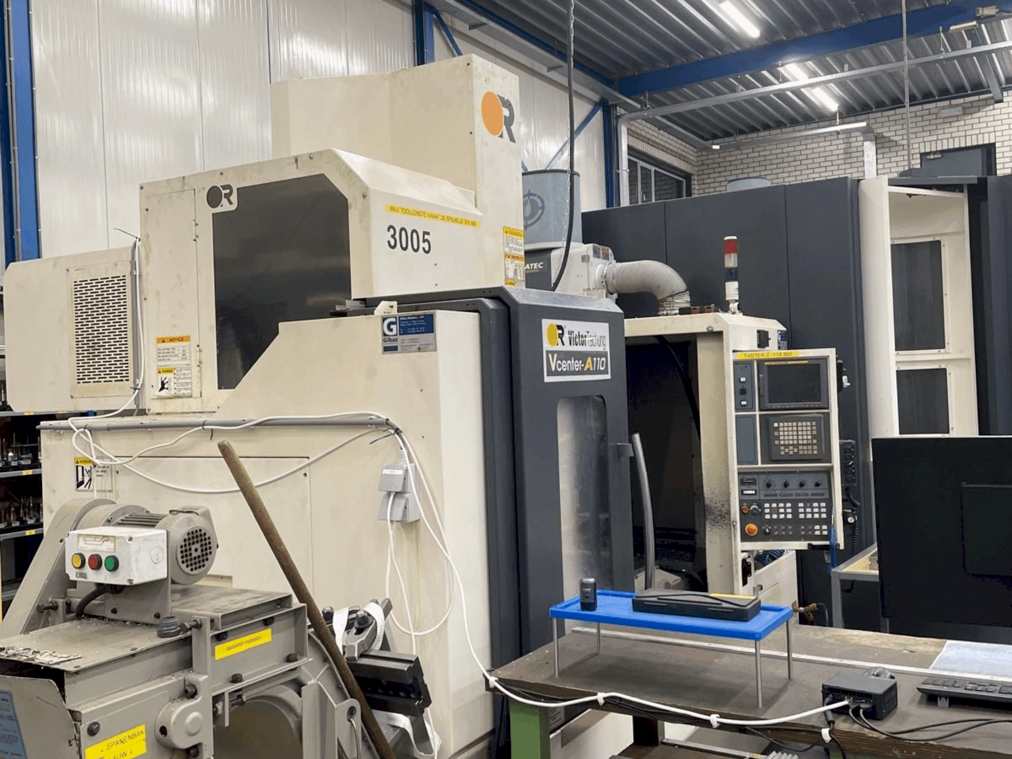 Vue de face de la machine VICTOR TAICHUNG A110