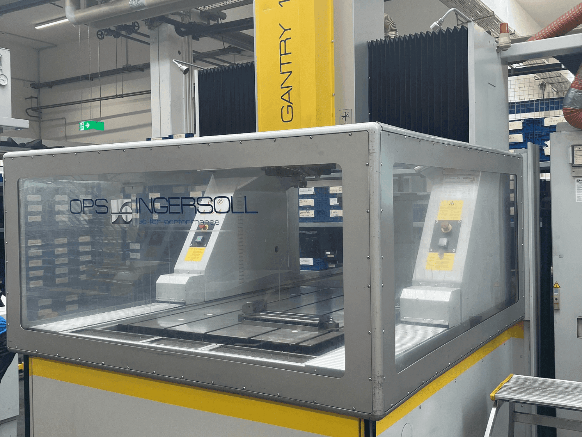 Vue de face de la machine OPS INGERSOLL Gantry 1200