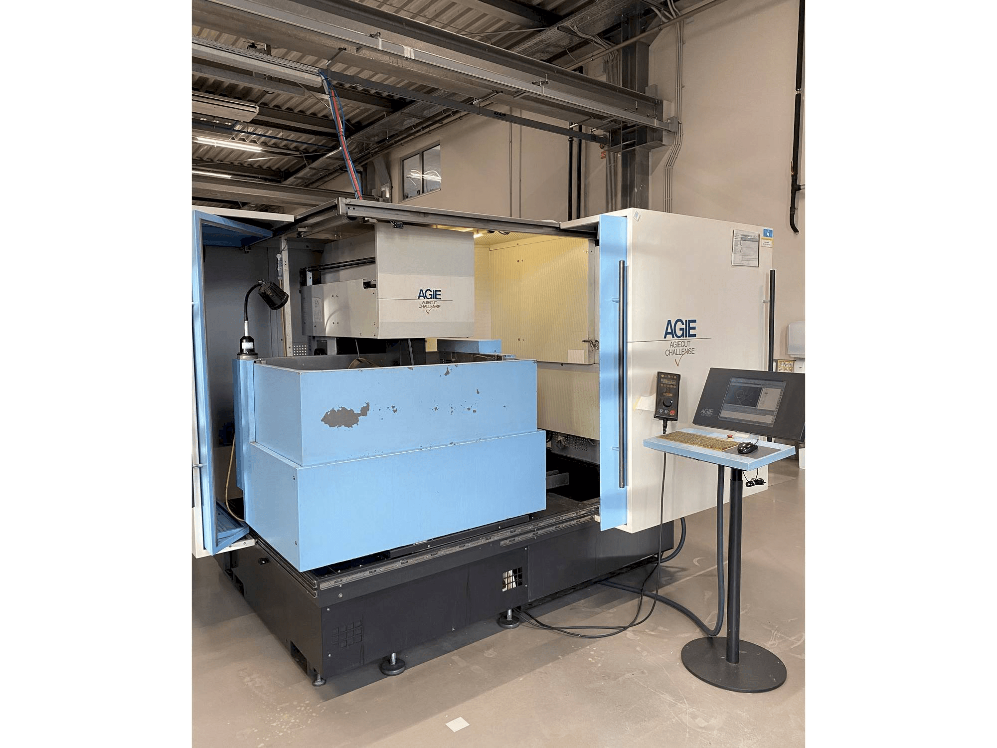 Front view of AGIE AGIECUT VERTEX 3 machine