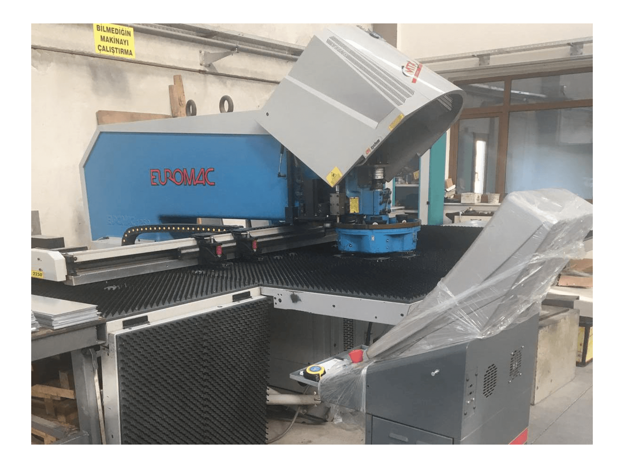 Front view of Euromac MTX Flex 6 machine