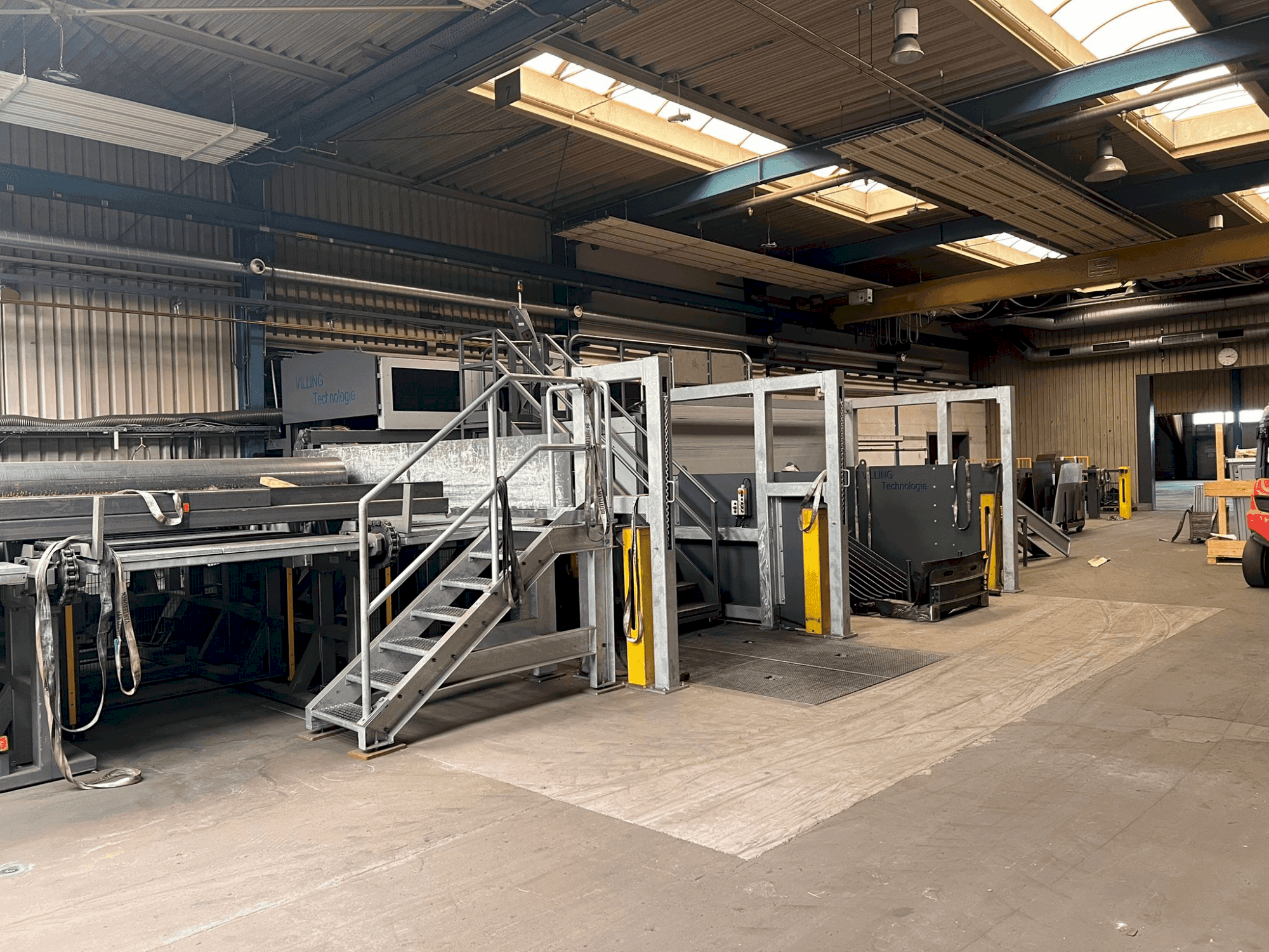 Vue de face de la machine ADIGE LT 20