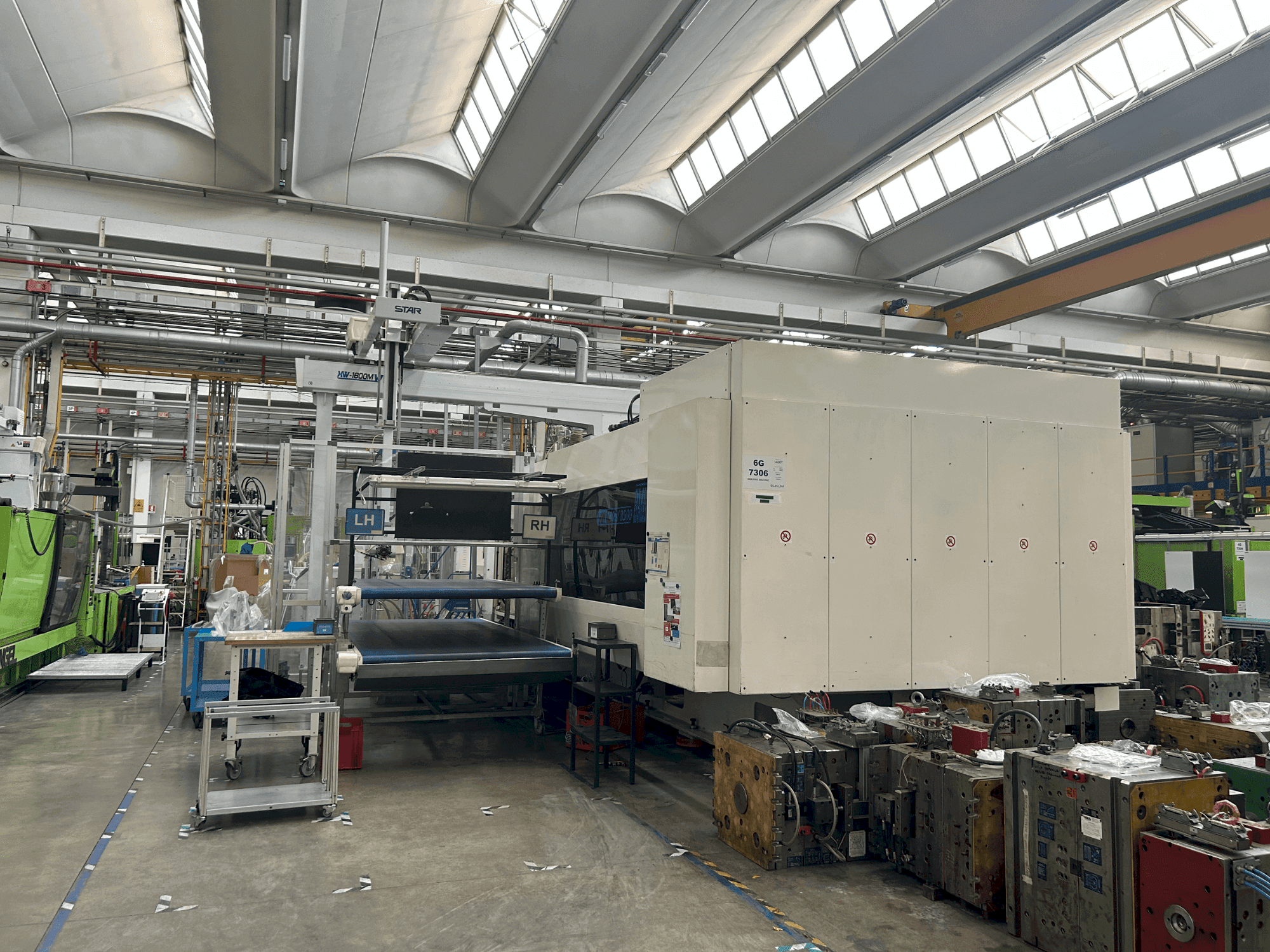 Vue de face de la machine BMB KW1400/8500