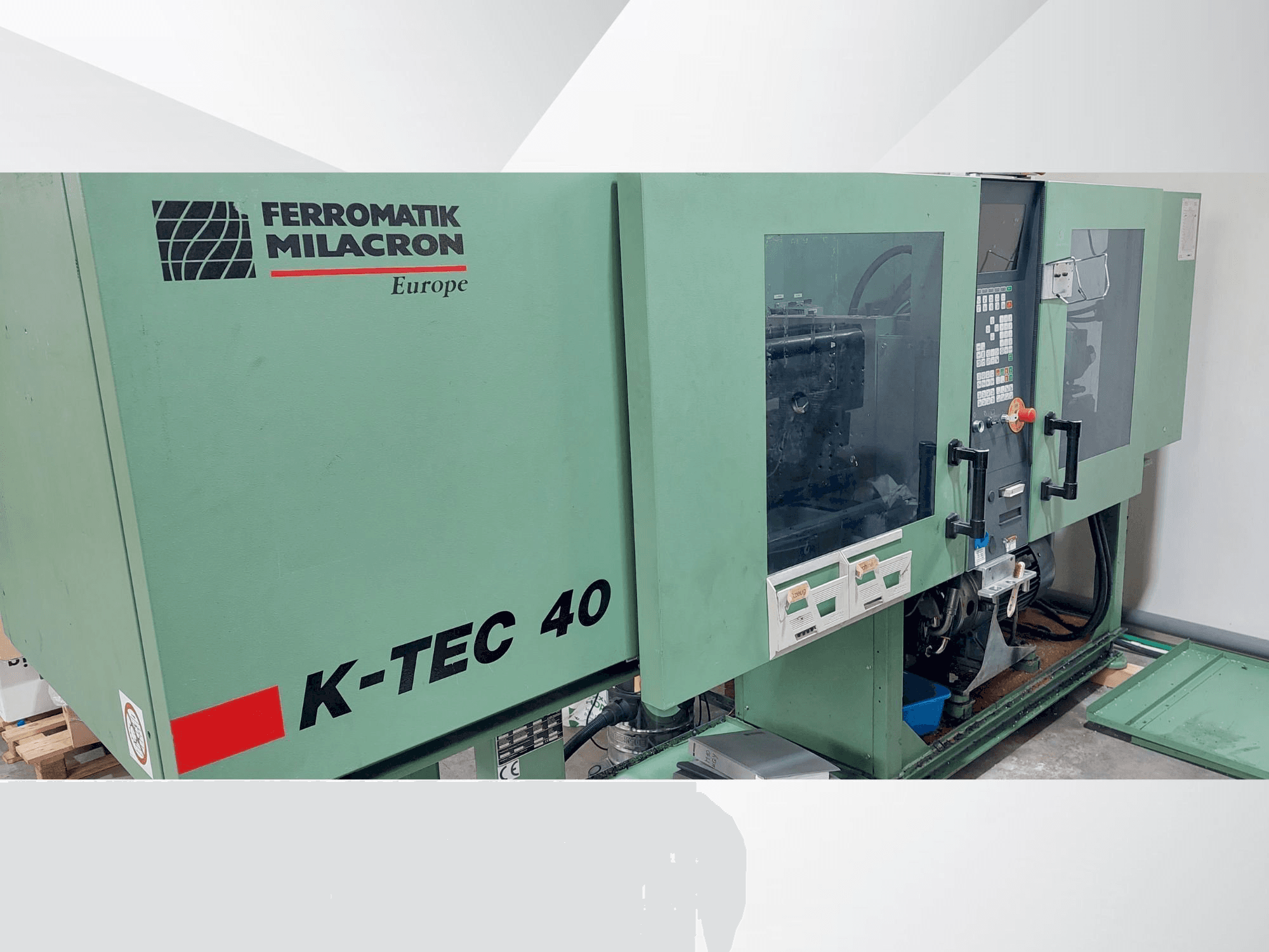 Vue de face de la machine FERROMATIK k-tec 40 S