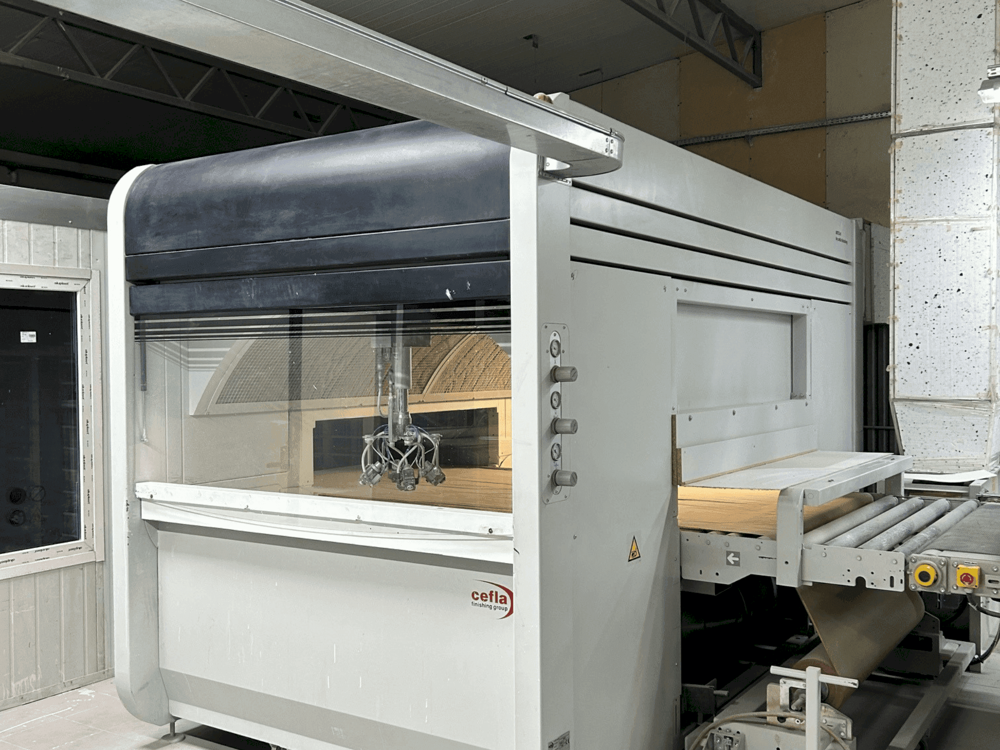 Vue droite de la machine CEFLA MITO K