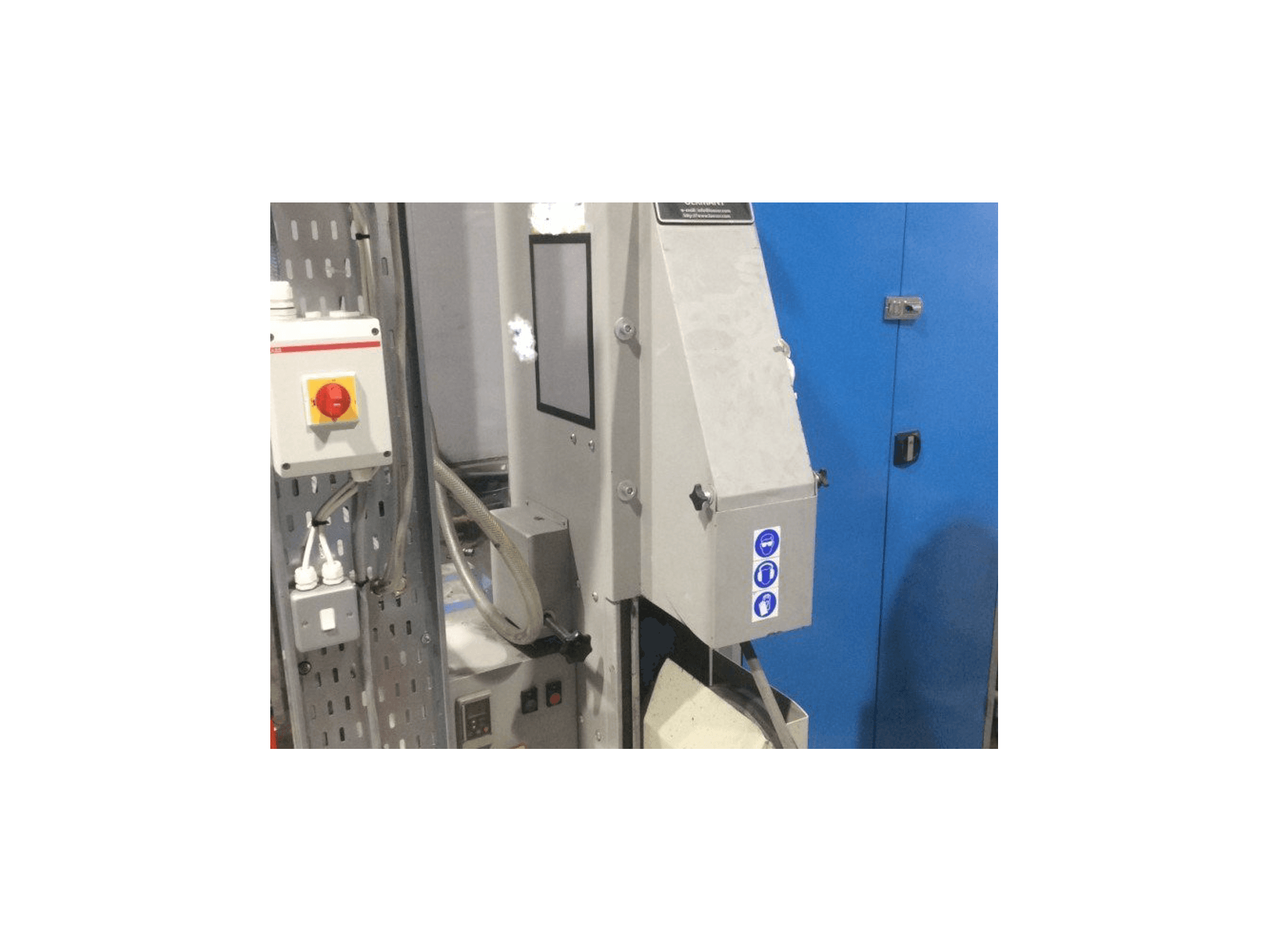 Front view of Loeser KS 100 machine