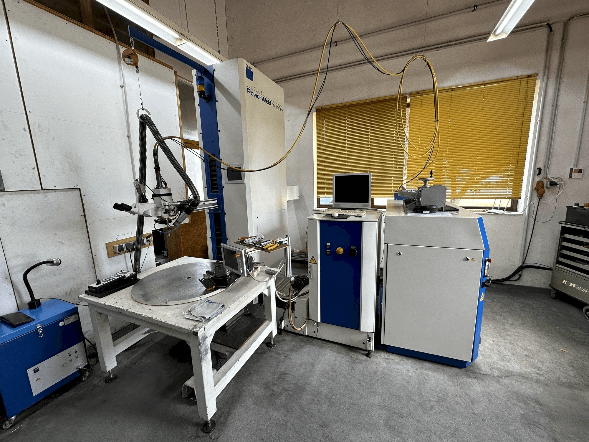 Vue de face de la machine Trumpf TruLaser Station 5010