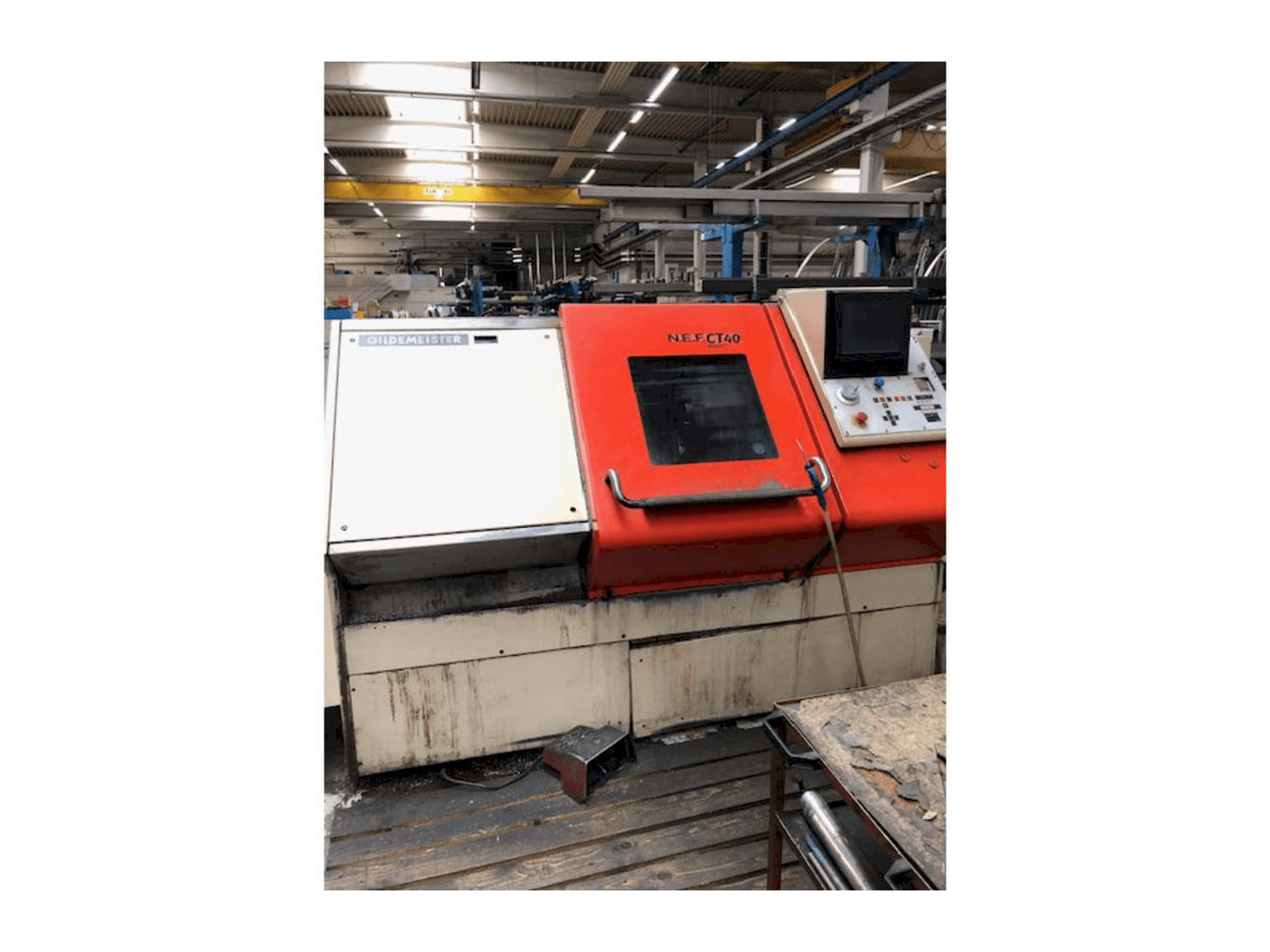 Vue de face de la machine Gildemeister NEF CT 40