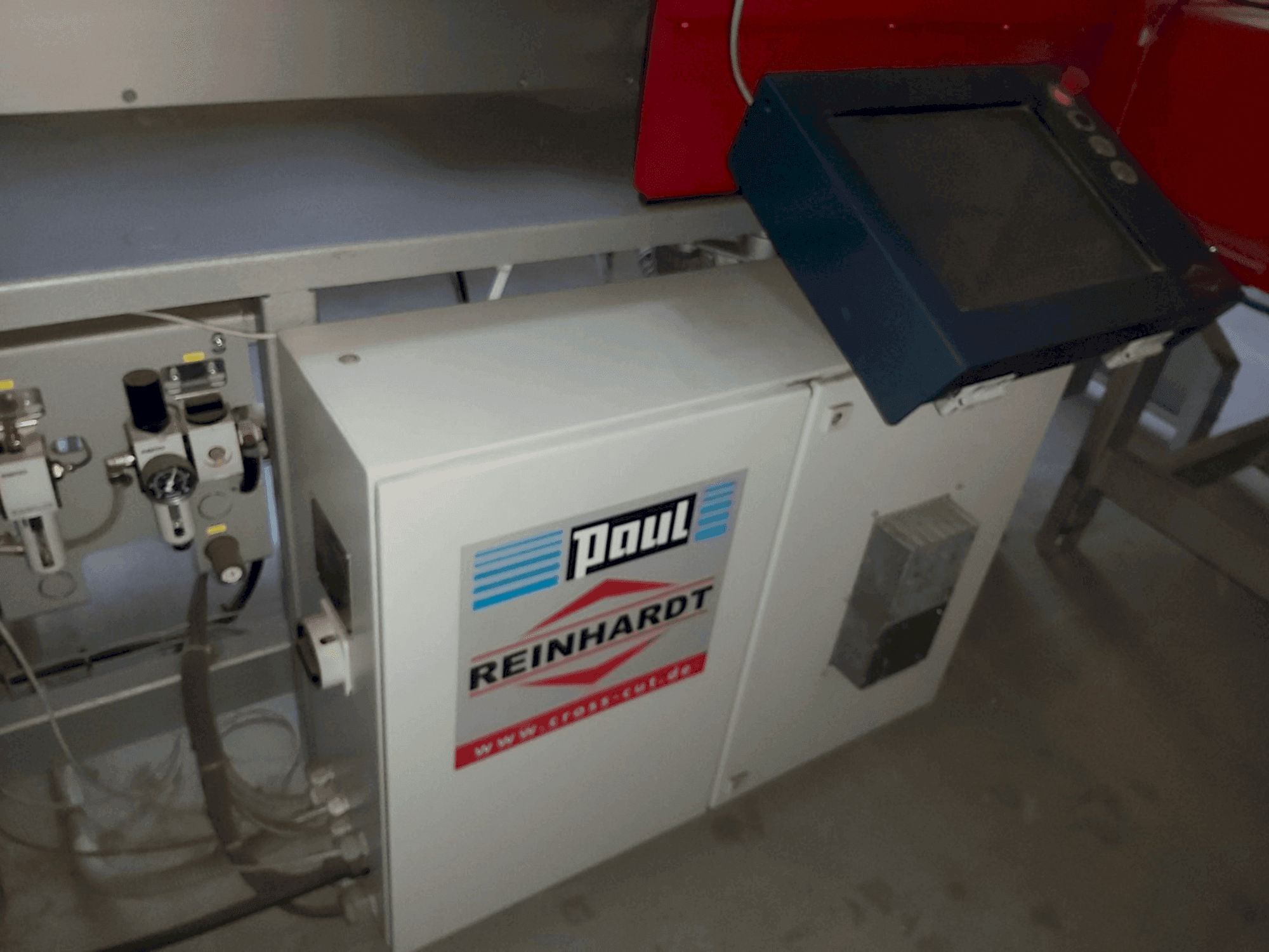 Vue de face de la machine Paul Reinhardt SlimLine SL170 S60