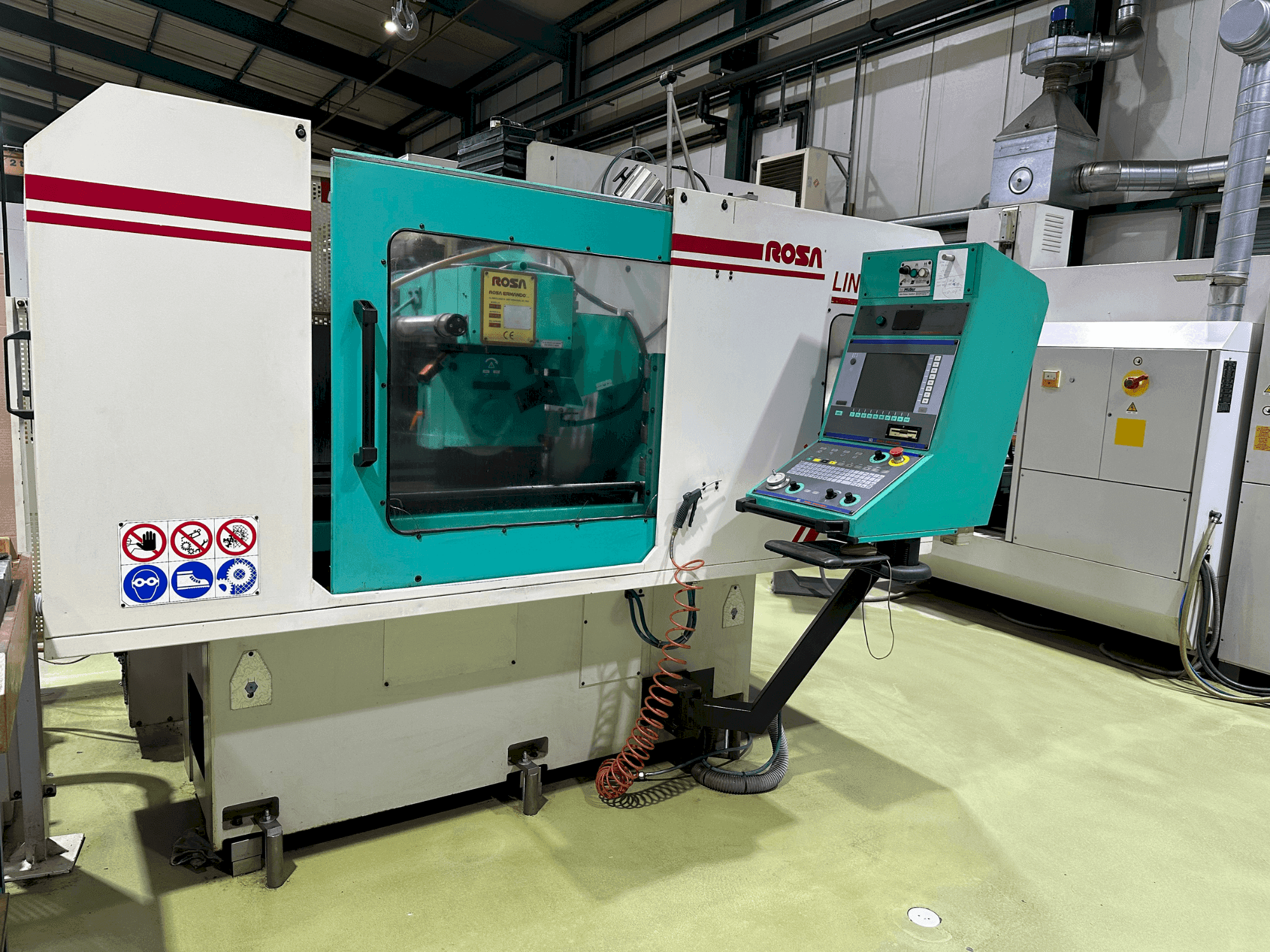 Vue de face de la machine ROSA ERMANDO LINEA Iron 08.6