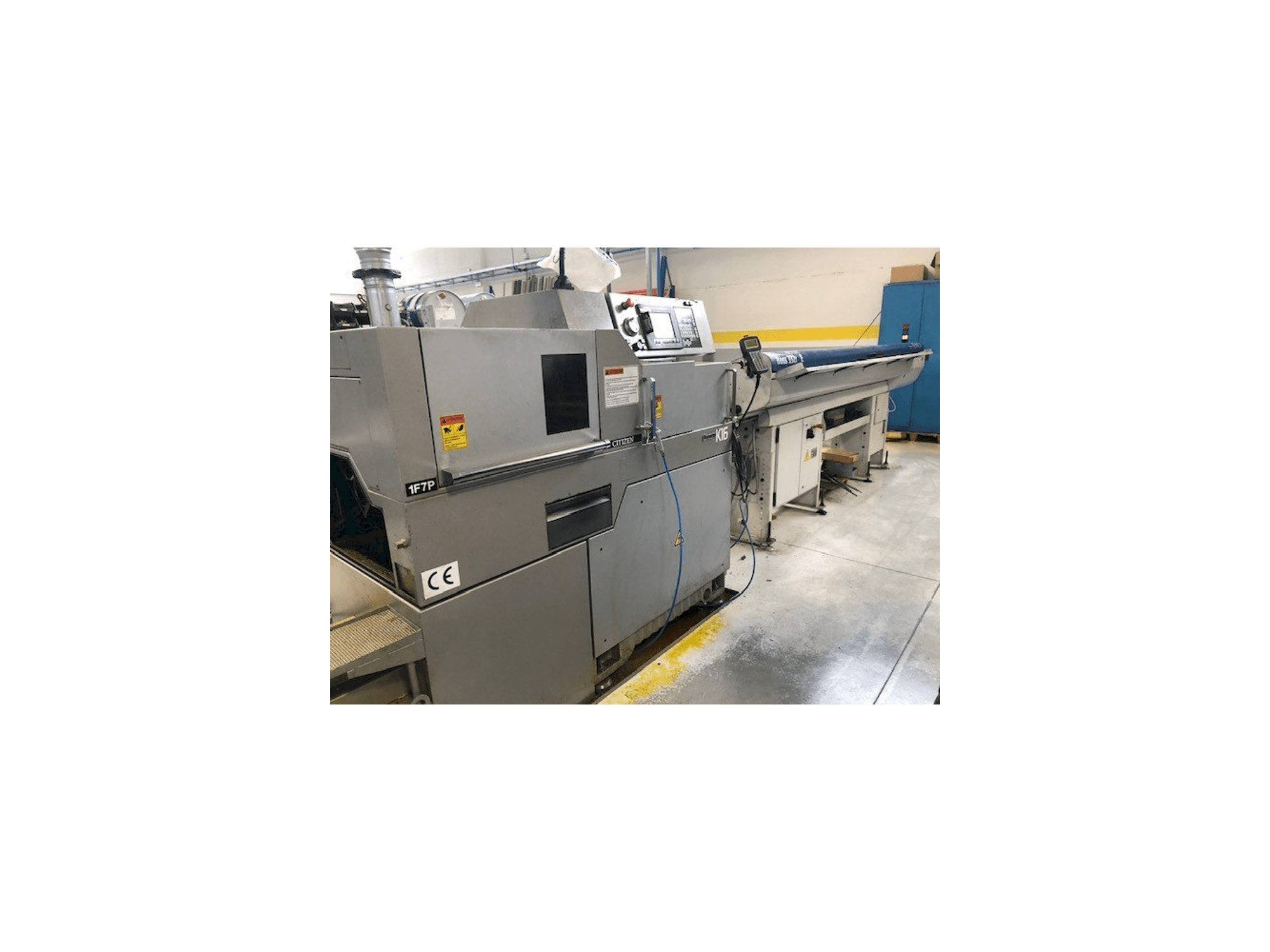 Vue de face de la machine Citizen K16 VIIP