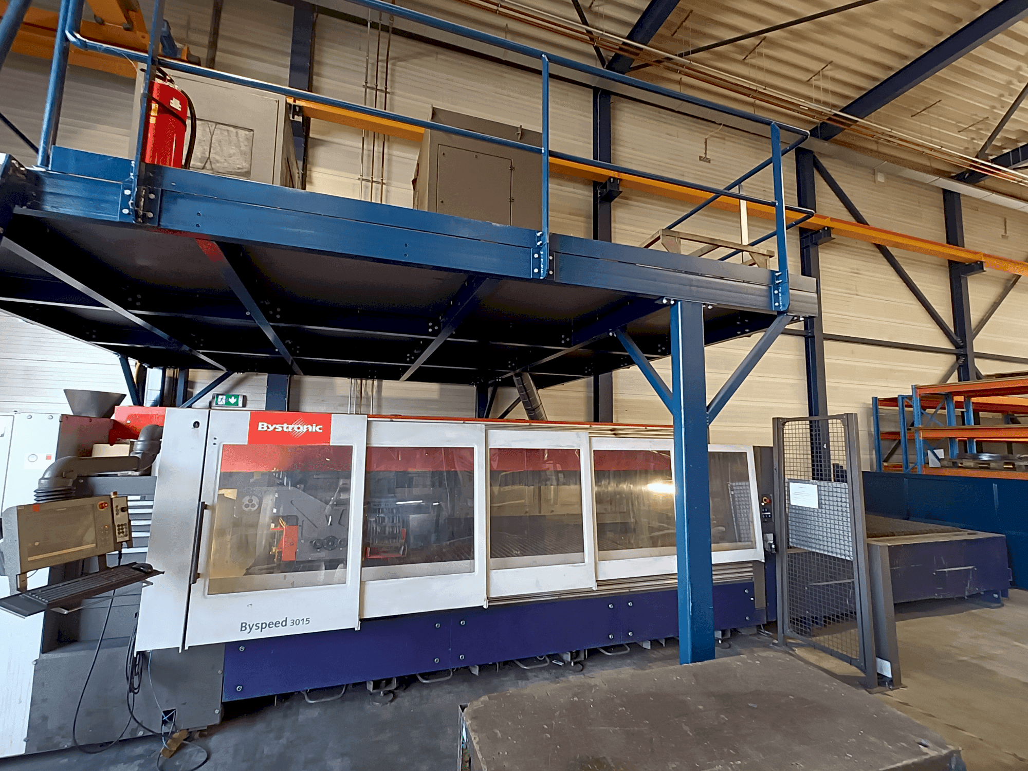 Vue de face de la machine Bystronic BySpeed 3015