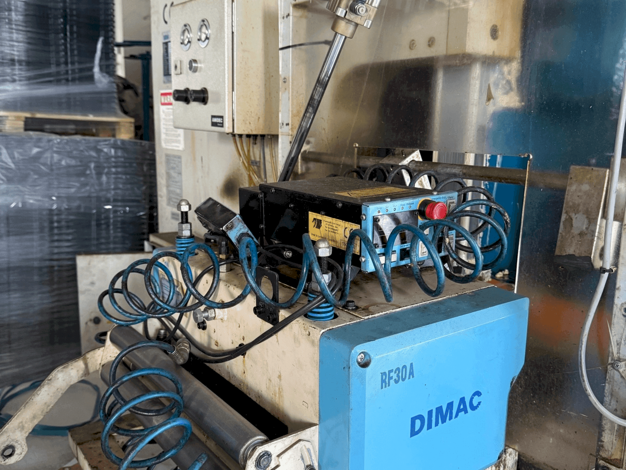 Vue de face de la machine SEYI SN1-110