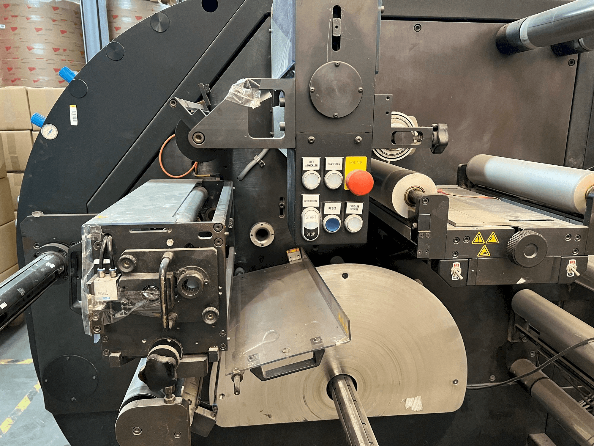 Vue de face de la machine FLEXOR 380B