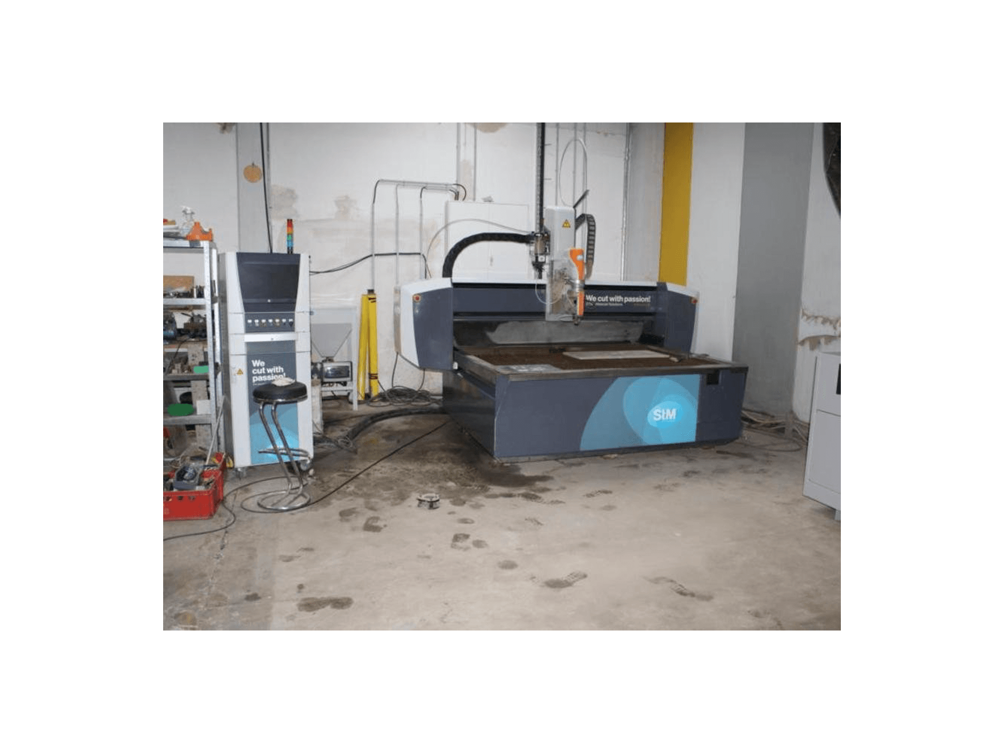 Vue de face de la machine STM PremiumCut 3D 68