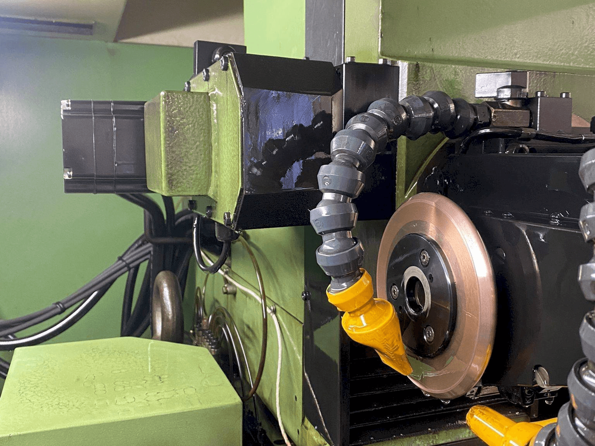 Salle de travail de la machine VOLLMER QW72 P