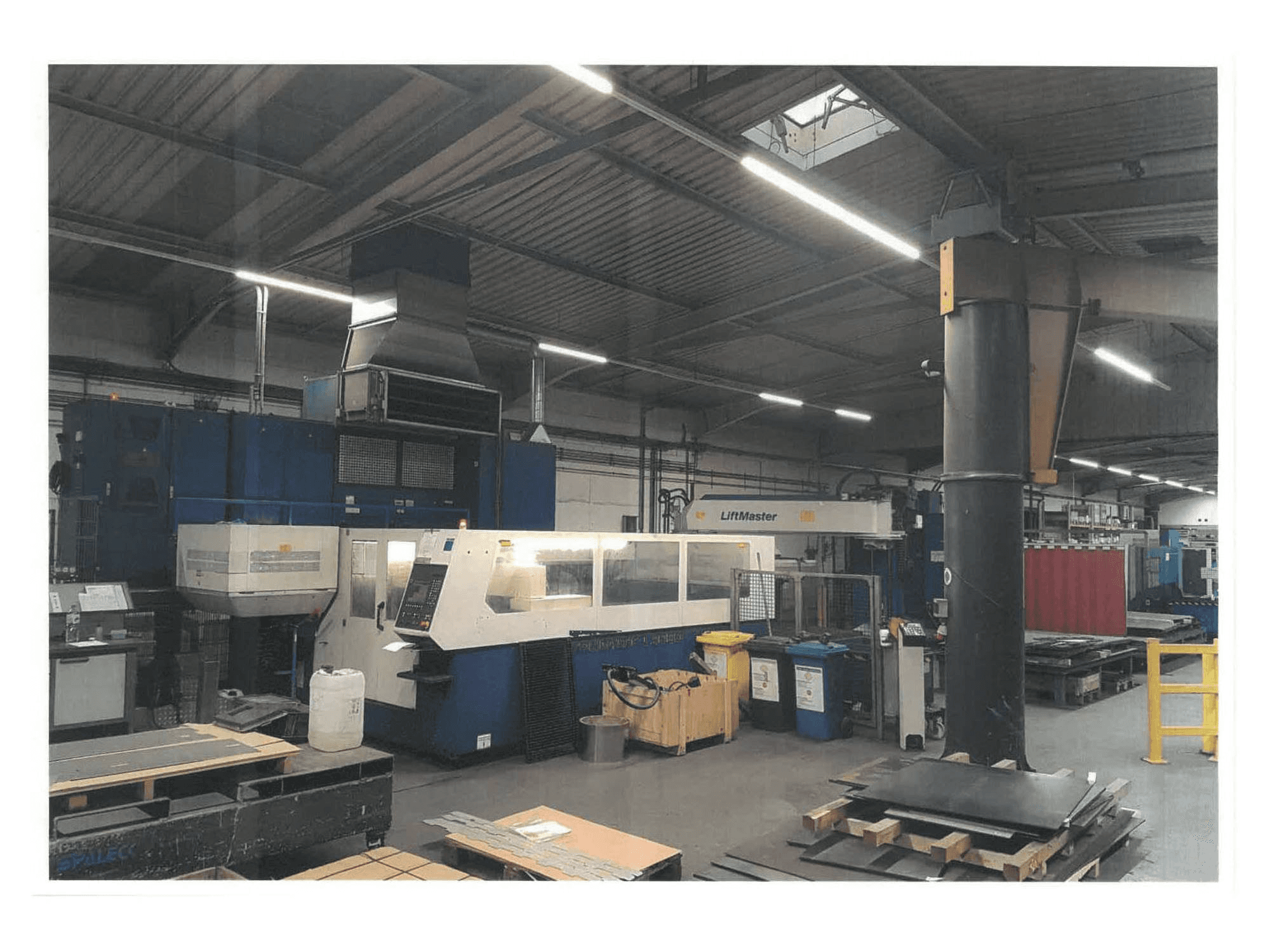 Vue de face de la machine TRUMPF Laser 30/30