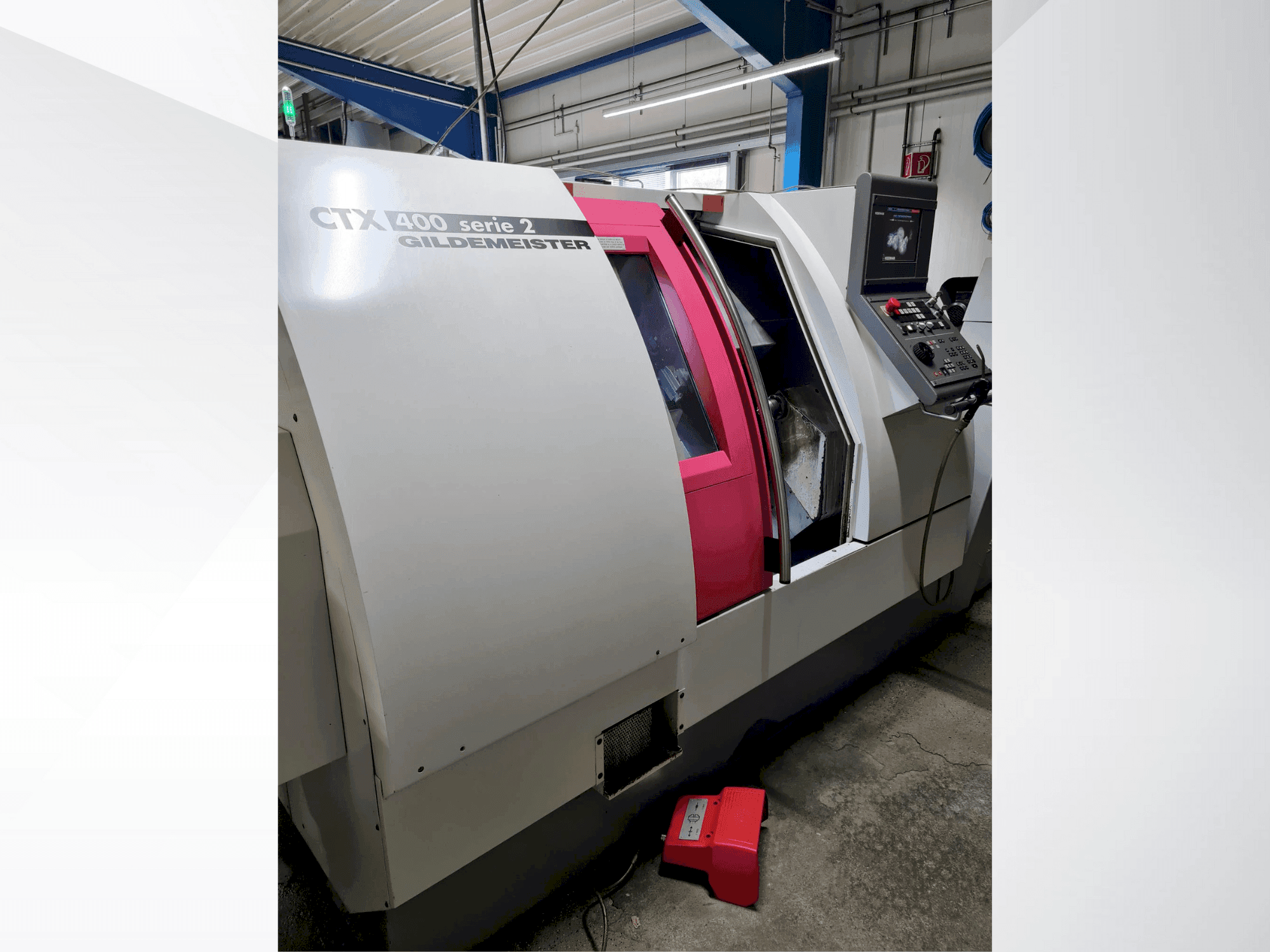 Vue de face de la machine Gildemeister CTX 400 S2