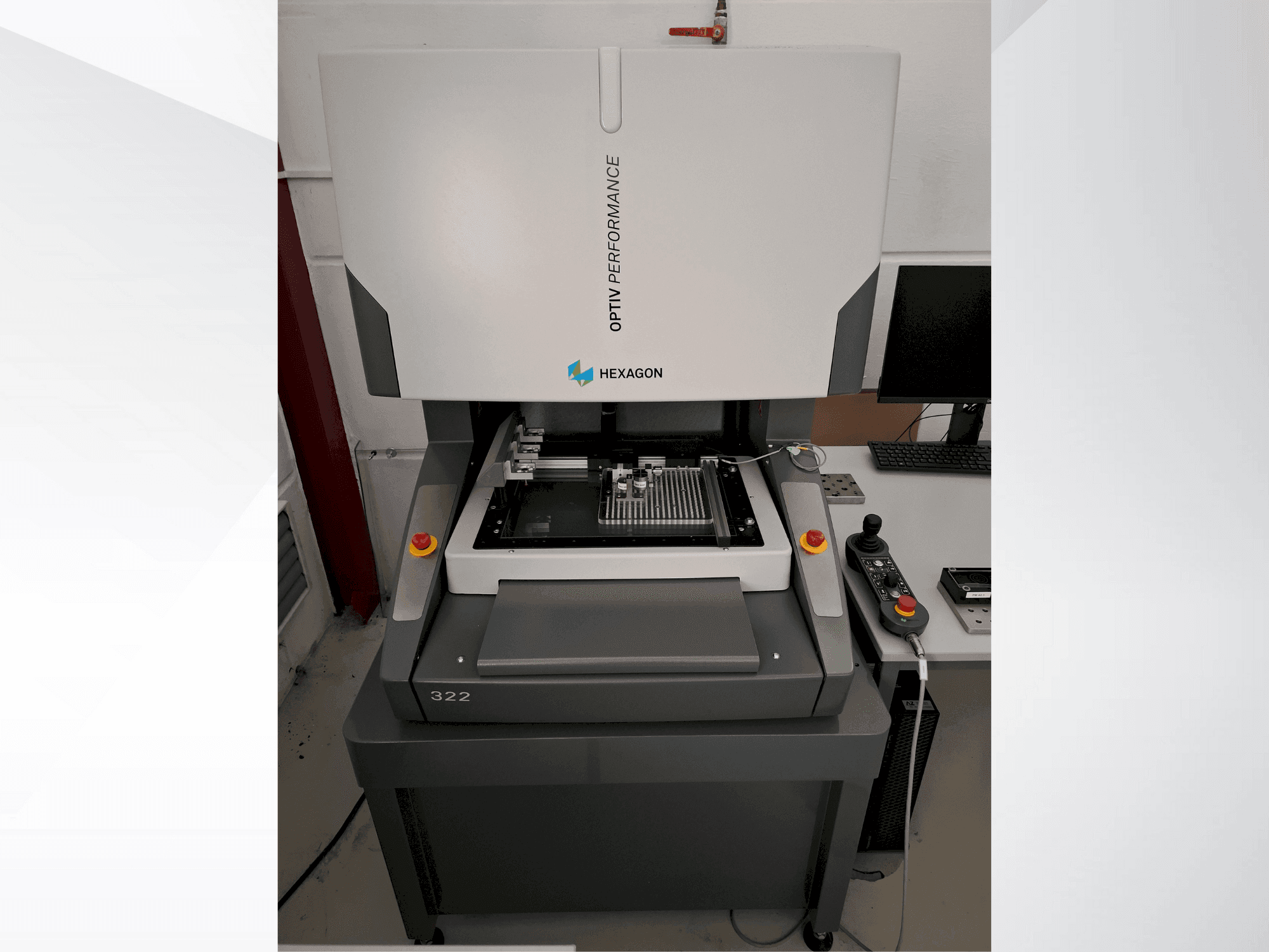 Vue de face de la machine Hexagon Optiv Performance 322