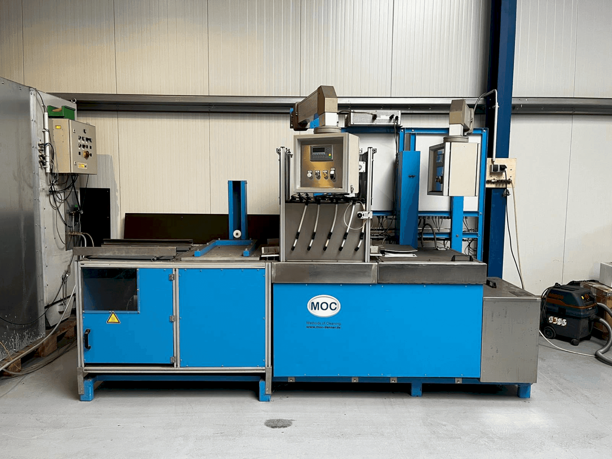 Vue de face de la machine MOC Danner S60