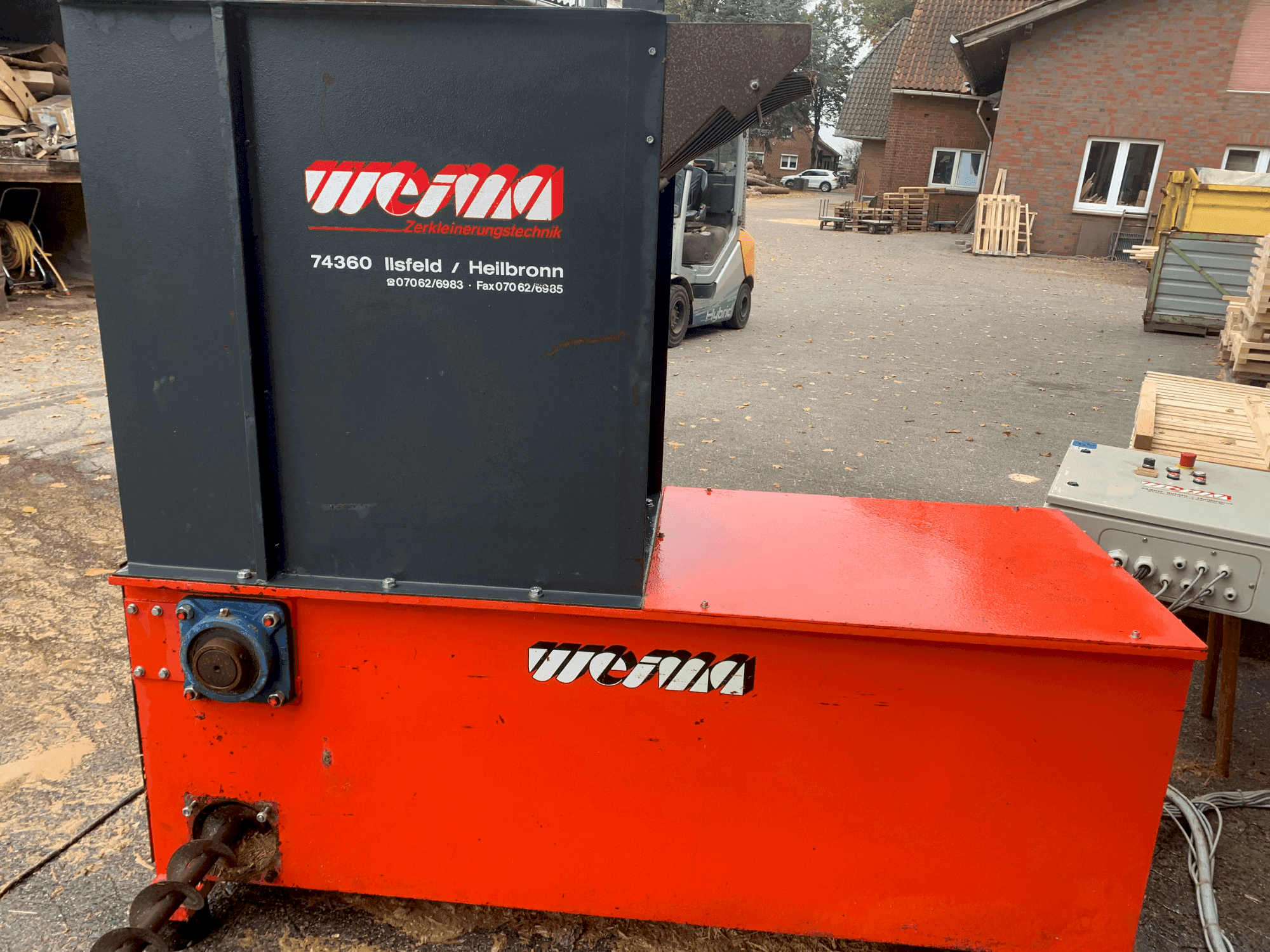 Vue de face de la machine WEIMA WL 4