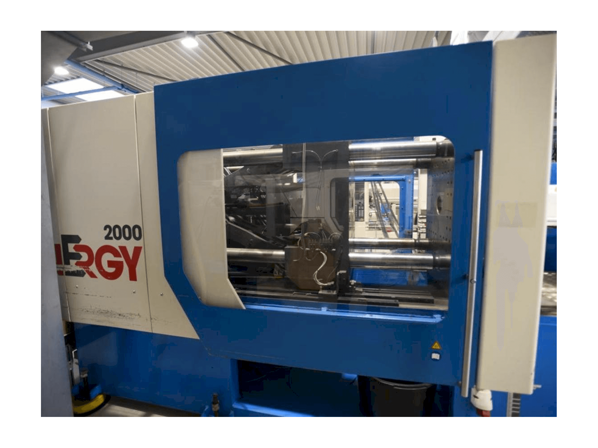 Vue de face de la machine Netstal SynErgy 2000-460