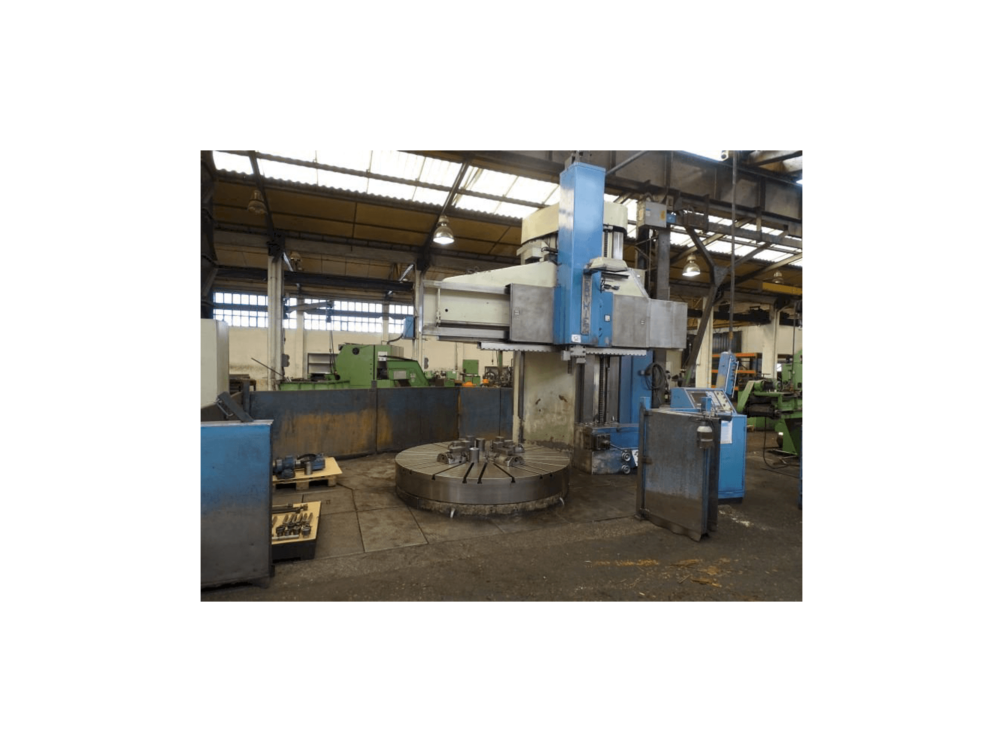 Front view of Berthiez BM 225 machine