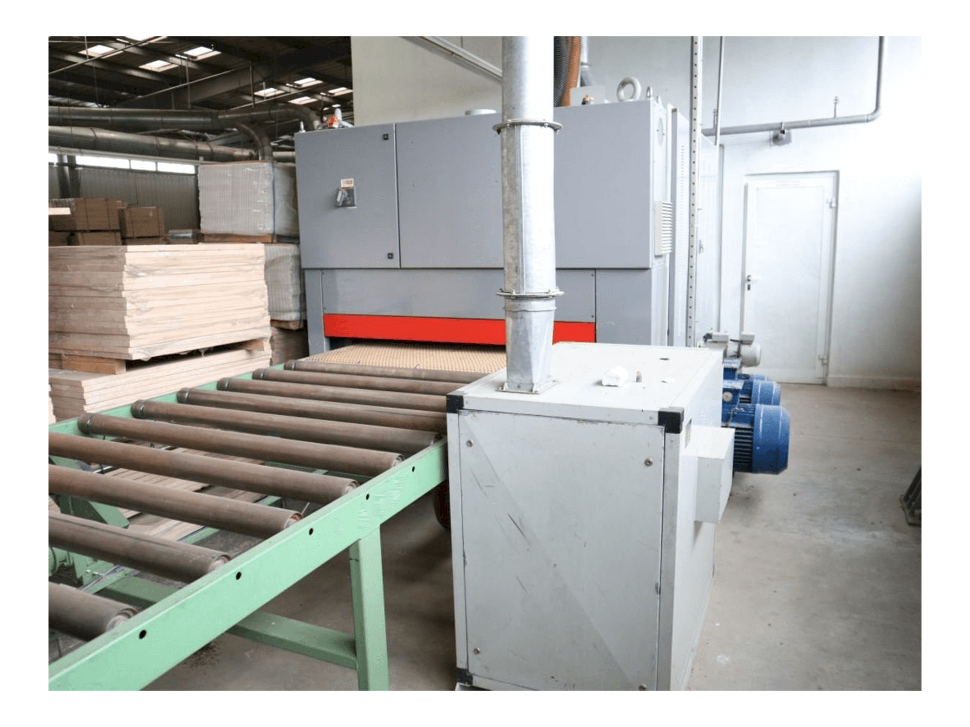 Vue de face de la machine ESTERER A.G. HDN 600