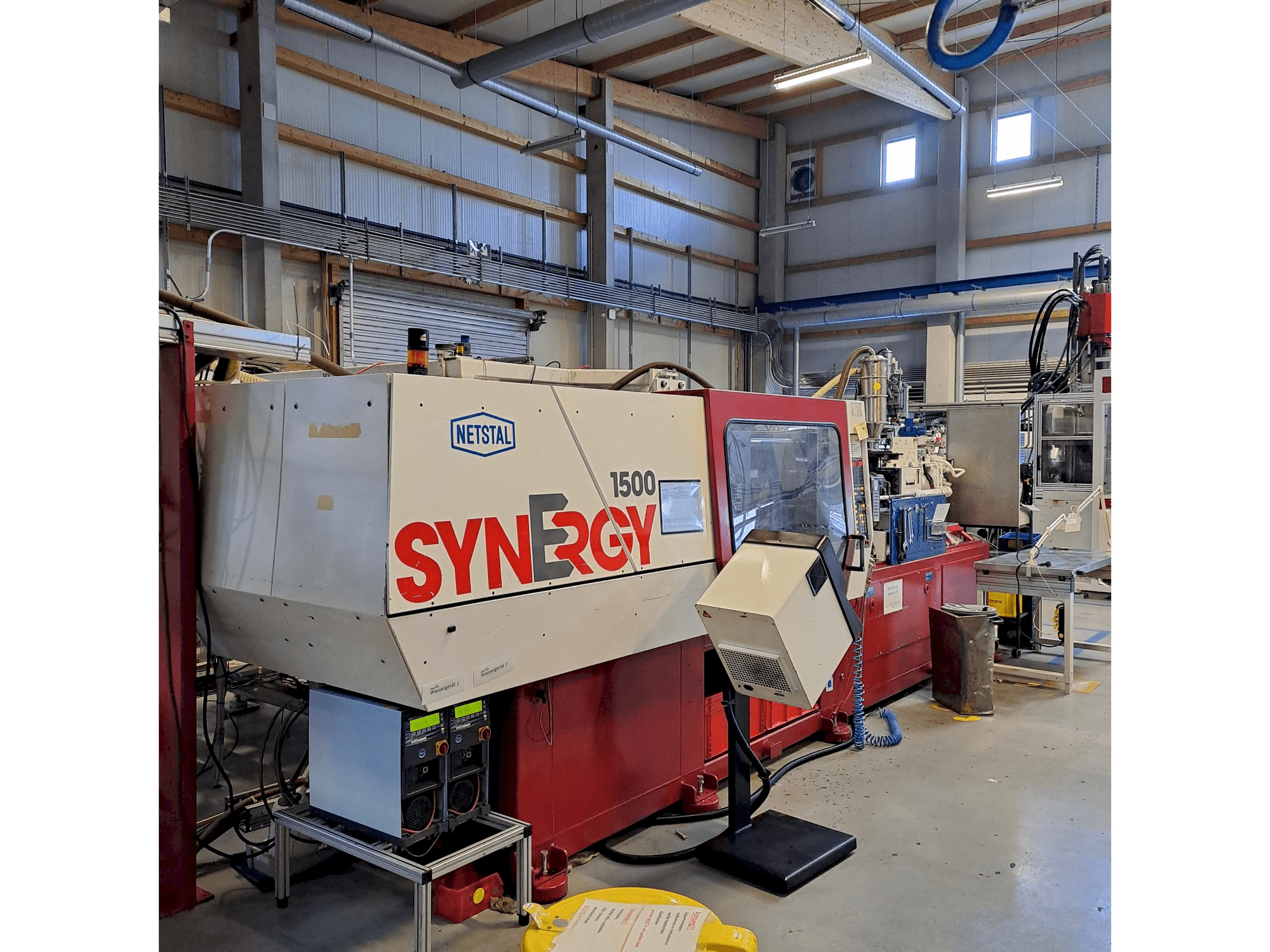 Vue de face de la machine Netstal S 1500 - 460